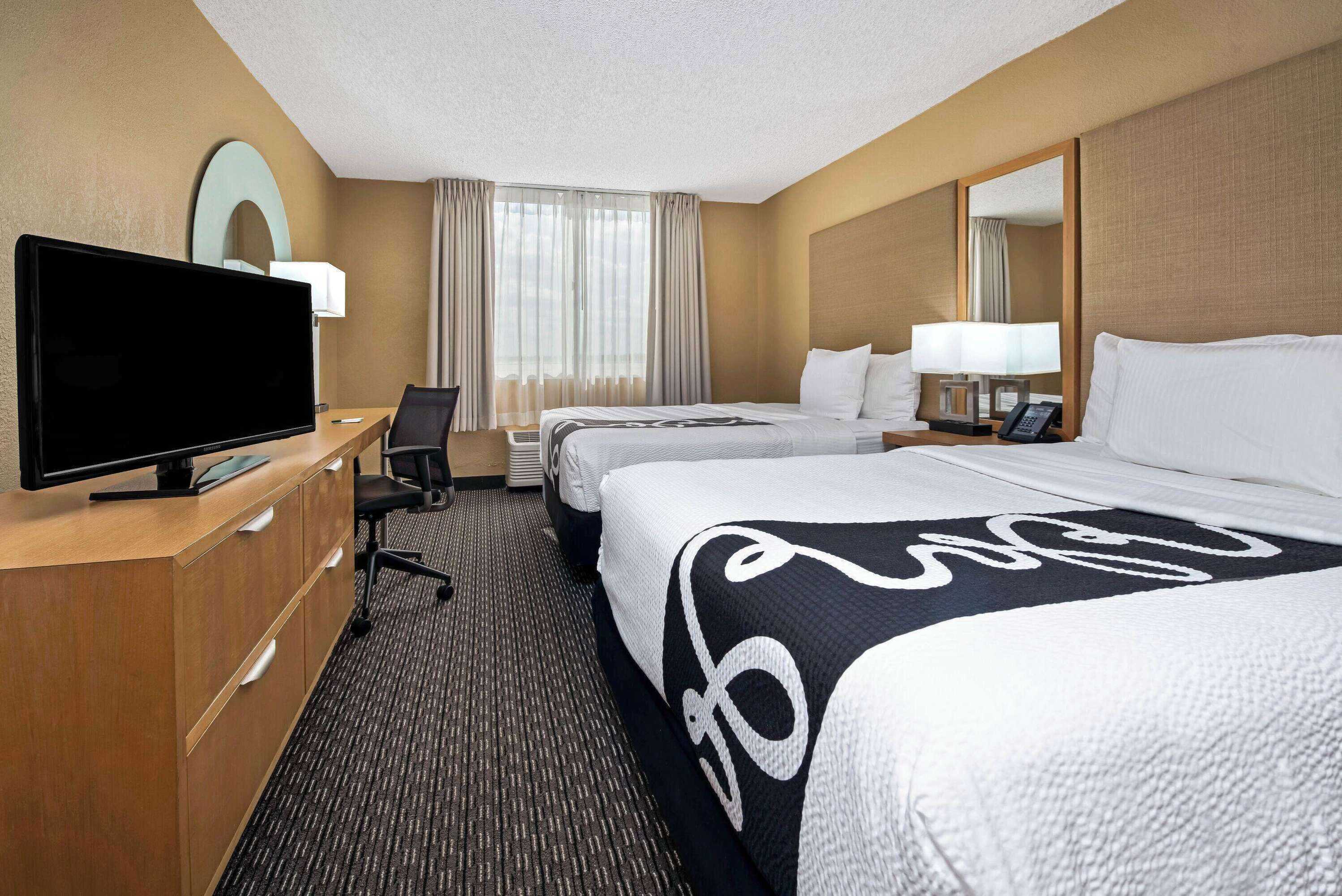 Gift card for La Quinta Inn & Suites by Wyndham West Palm Beach Airport Gift card for La Quinta Inn & Suites by Wyndham West Palm Beach Airport