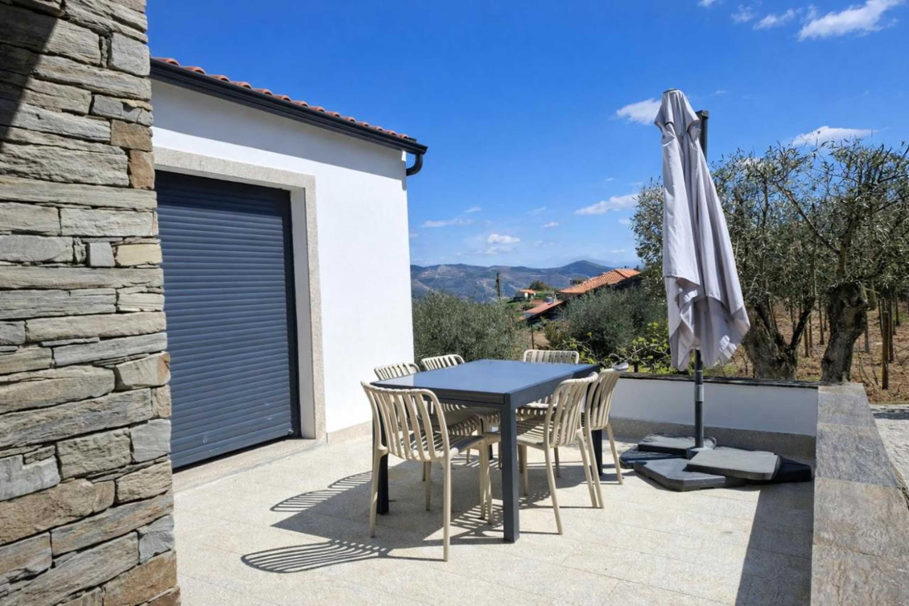 Gift card for Casa Com Piscina no Coração do Douro - Domaine Casa Valença,
