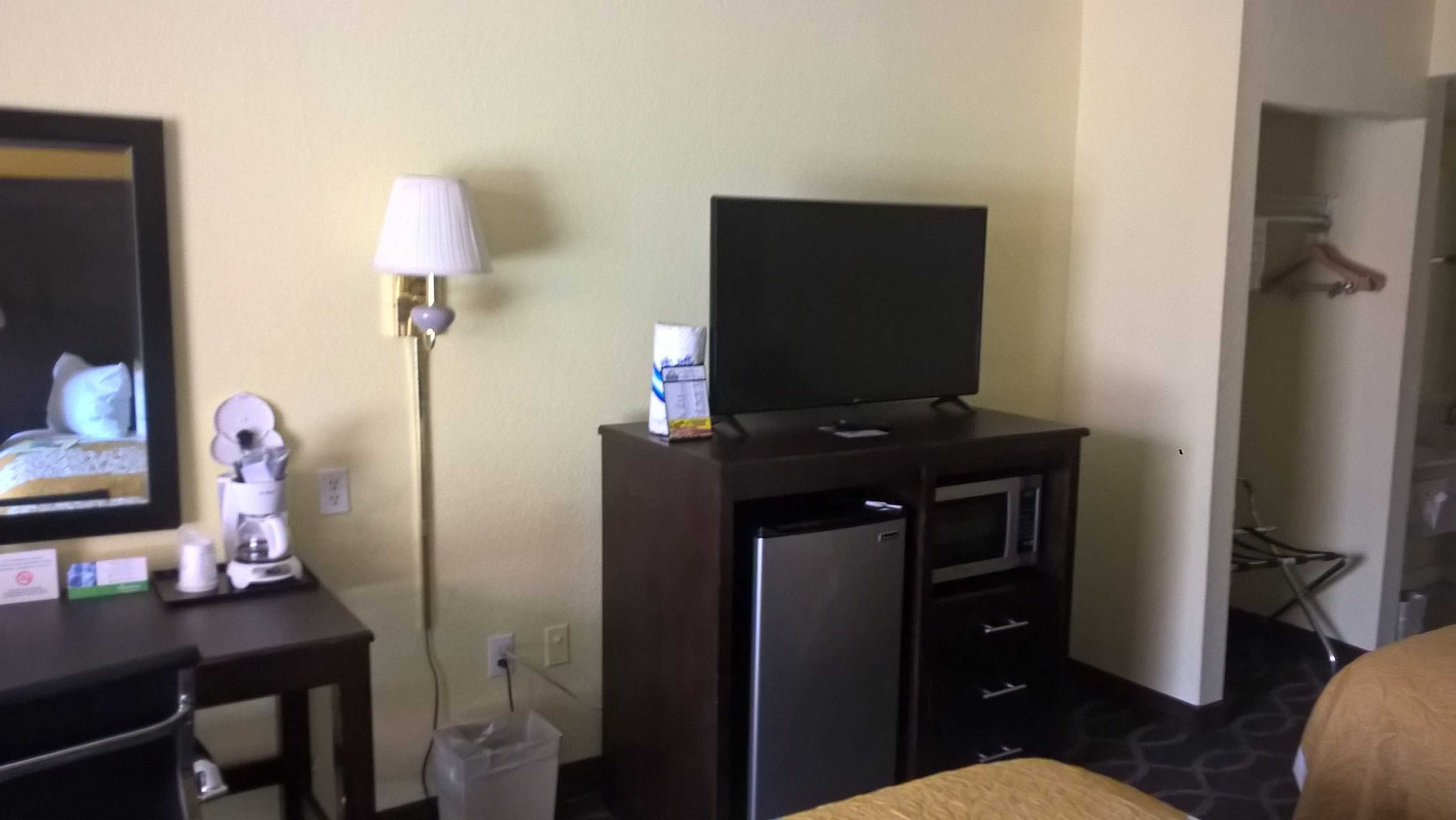 Gift card for Days Inn & Suites by Wyndham Port Richey Gift card for Days Inn & Suites by Wyndham Port Richey