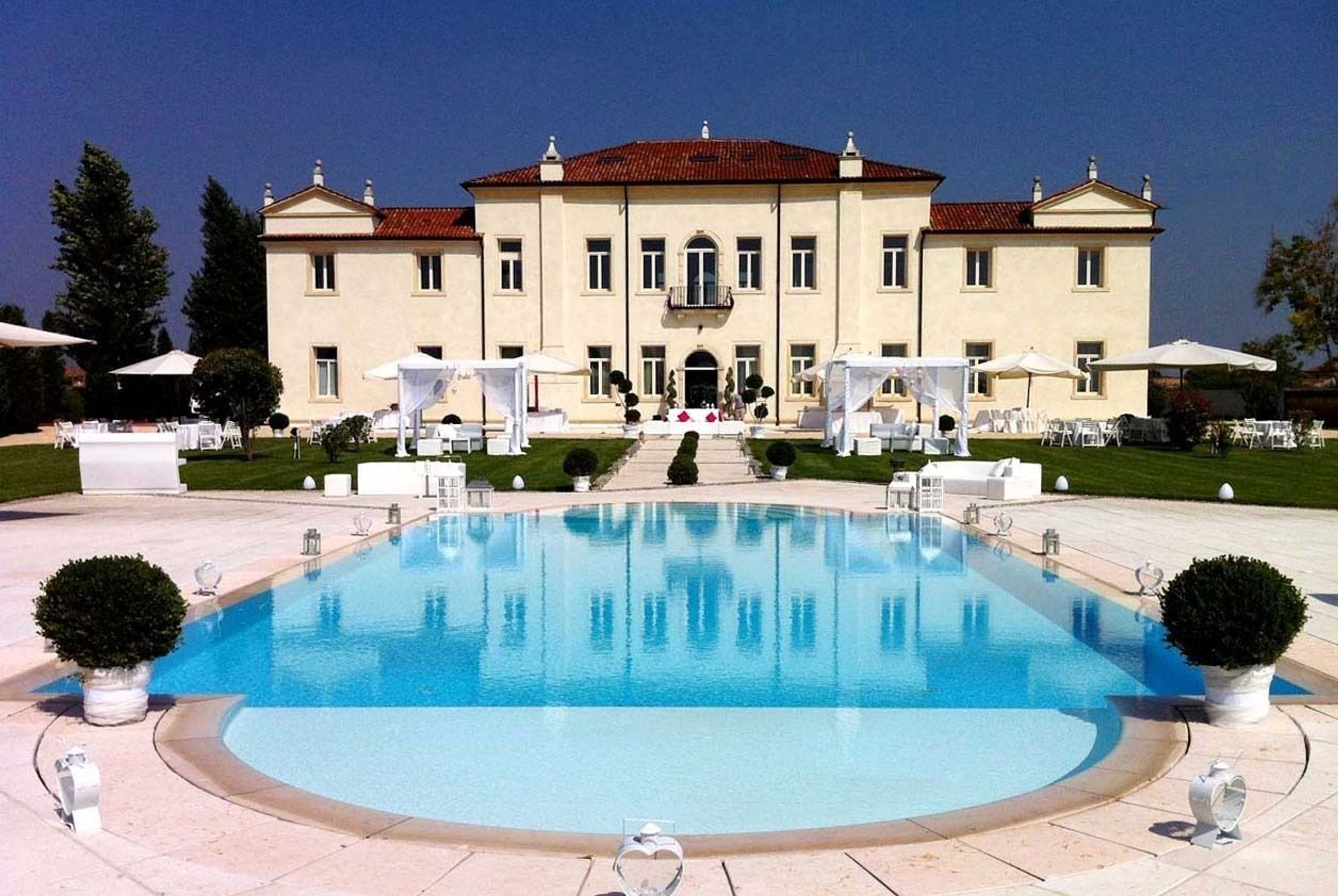 Gift card for Villa Cornaro Tourist Suites Gift card for Villa Cornaro Tourist Suites
