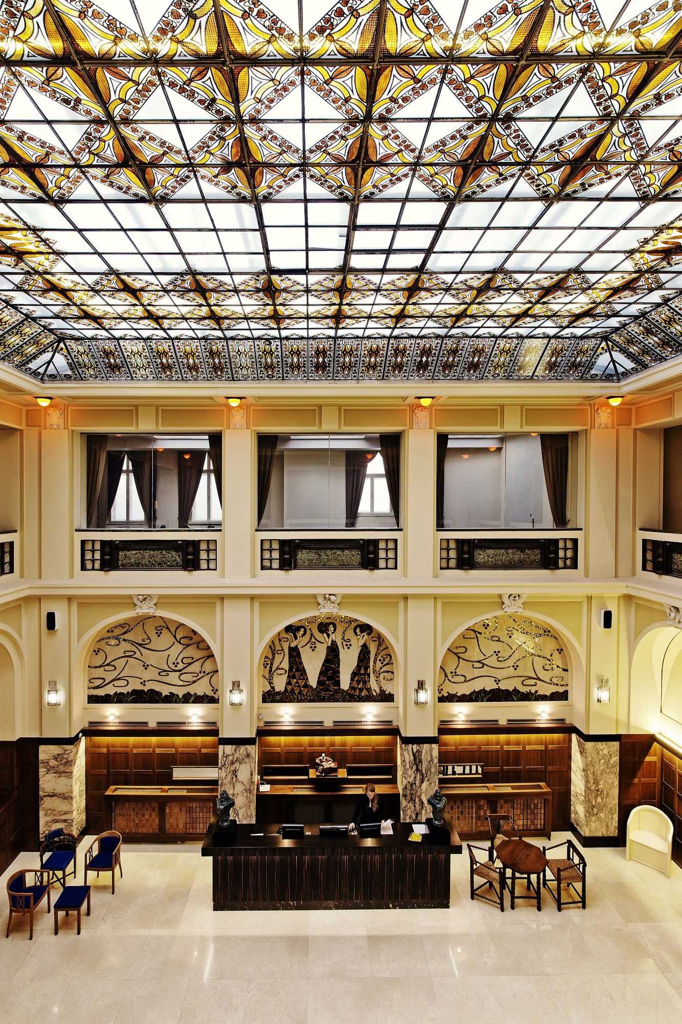 Gift card for Grandezza Hotel Luxury Palace Gift card for Grandezza Hotel Luxury Palace