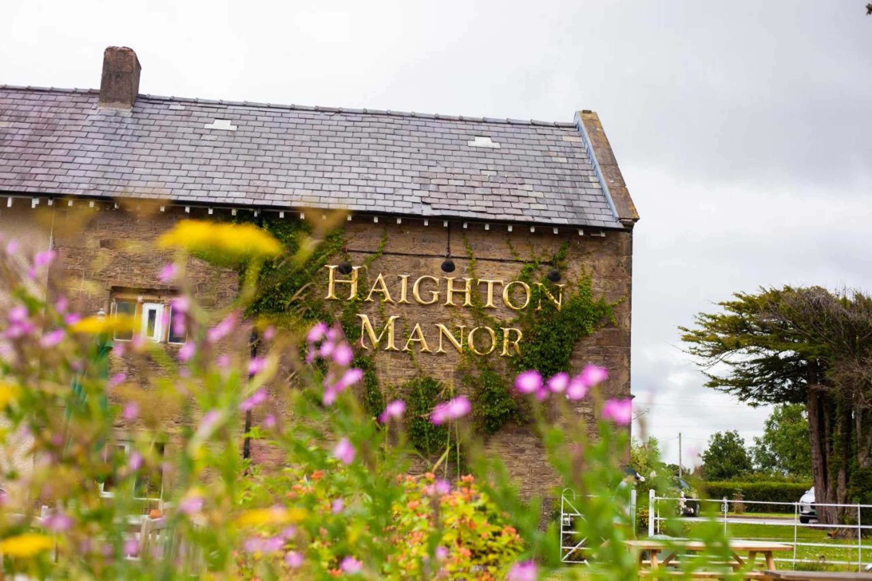 Gift card for Haighton Manor - Brunning And Price