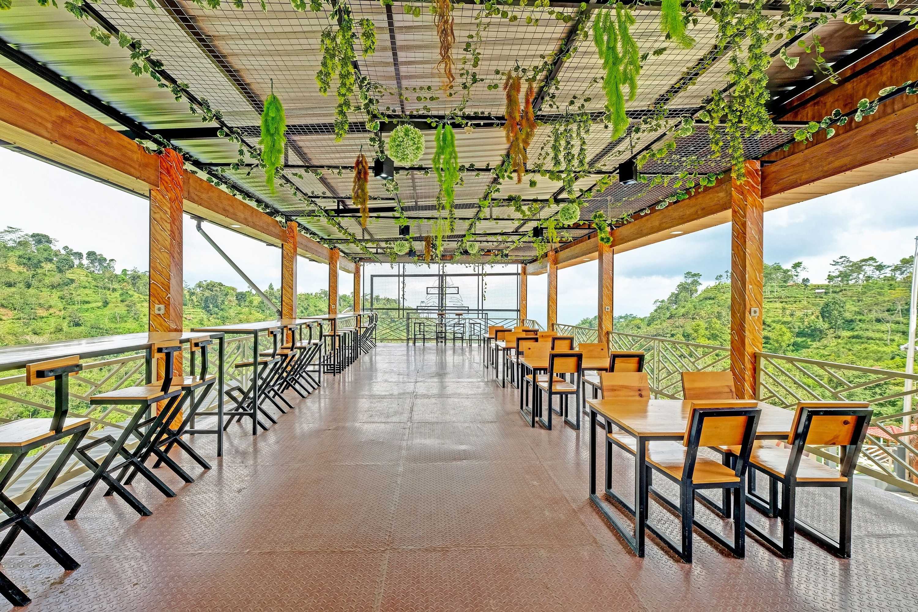 Gift card for Oyo Homes 91095 Desa Wisata Conto