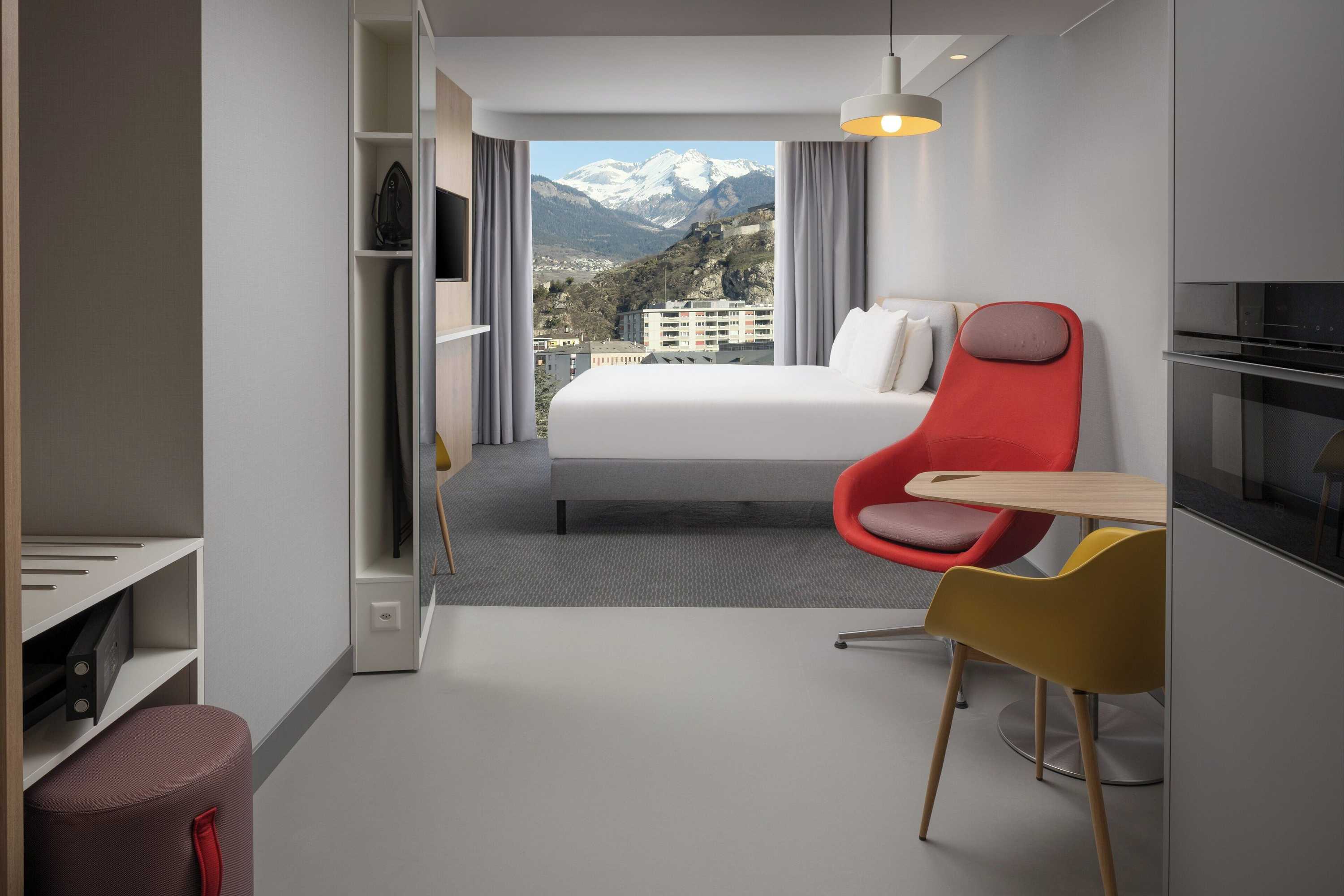 Gift card for Holiday Inn Express & Suites Sion by Ihg Gift card for Holiday Inn Express & Suites Sion by Ihg