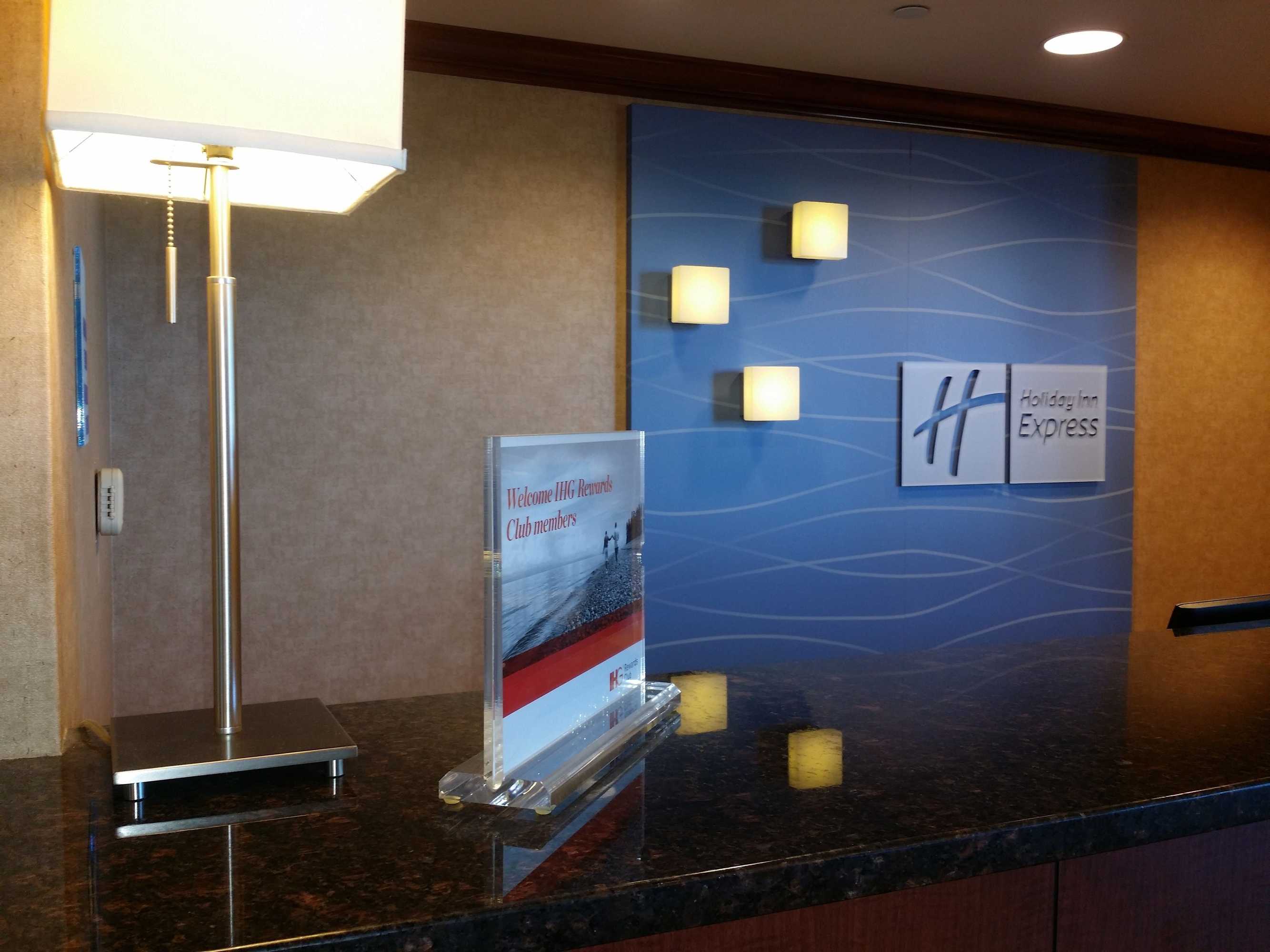 Gift card for Holiday Inn Express & Suites Richland by Ihg Gift card for Holiday Inn Express & Suites Richland by Ihg