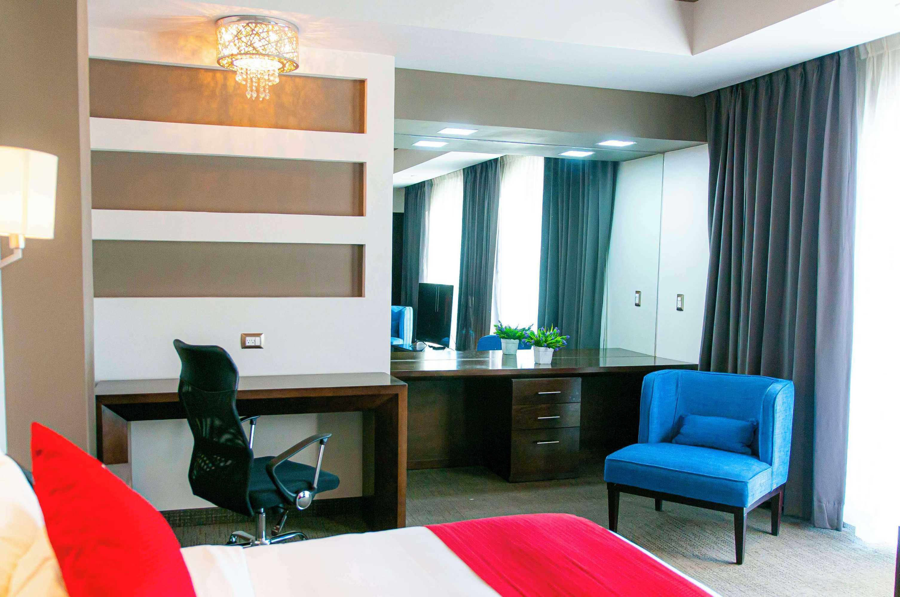 Gift card for Best Western Plus Santa Cecilia Pachuca Gift card for Best Western Plus Santa Cecilia Pachuca