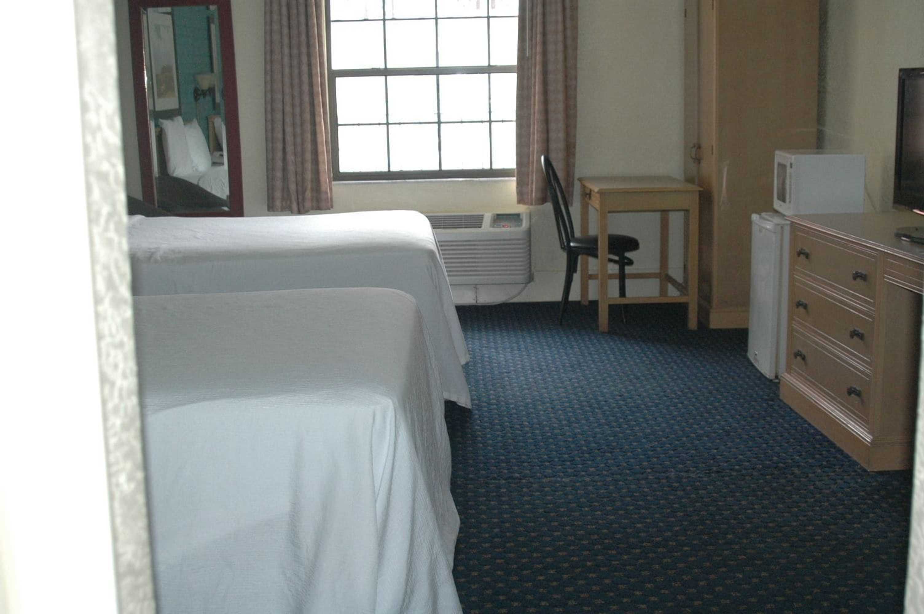 Gift card for Motel 6 Tallahassee, FL – North Monroe Gift card for Motel 6 Tallahassee, FL – North Monroe