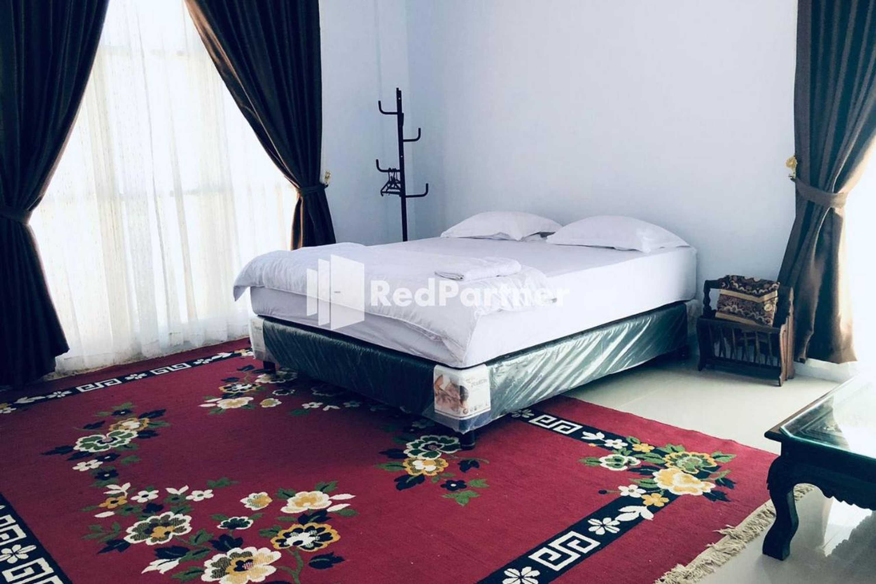 Gift card for Wisma Suci Syariah Polewali Mandar Mitra Reddoorz Gift card for Wisma Suci Syariah Polewali Mandar Mitra Reddoorz