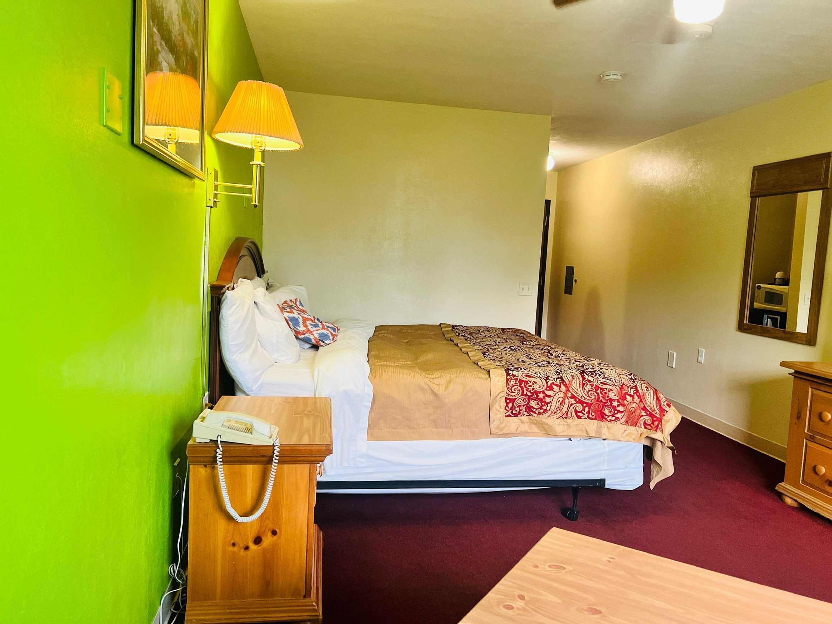 Gift card for Villa Inn Motel Near Hwy 12 WI Capital O Gift card for Villa Inn Motel Near Hwy 12 WI Capital O