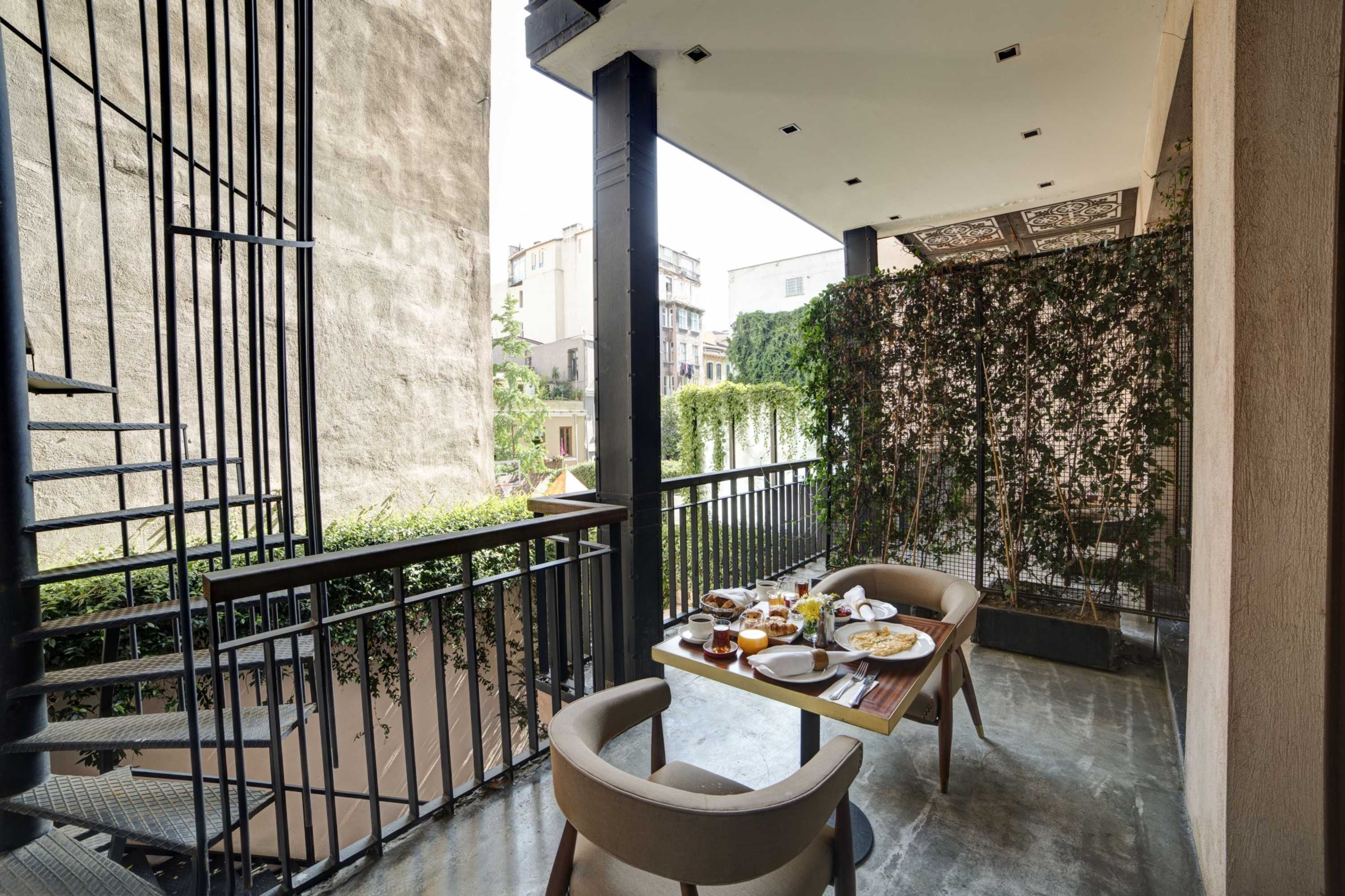 Gift card for Georges Hotel Galata Gift card for Georges Hotel Galata