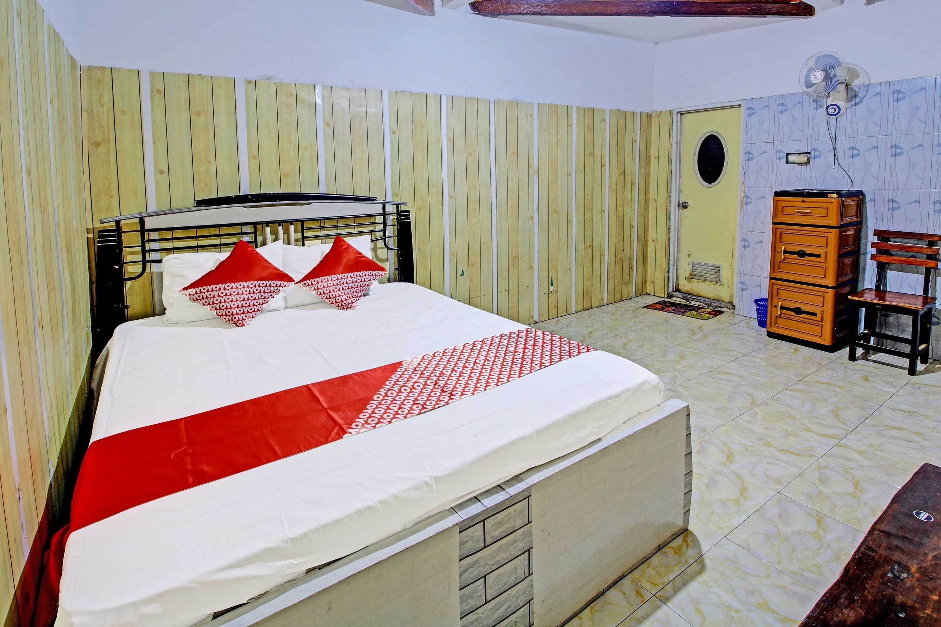 Gift card for Oyo 3012 Coupis Guesthouse Syariah Gift card for Oyo 3012 Coupis Guesthouse Syariah