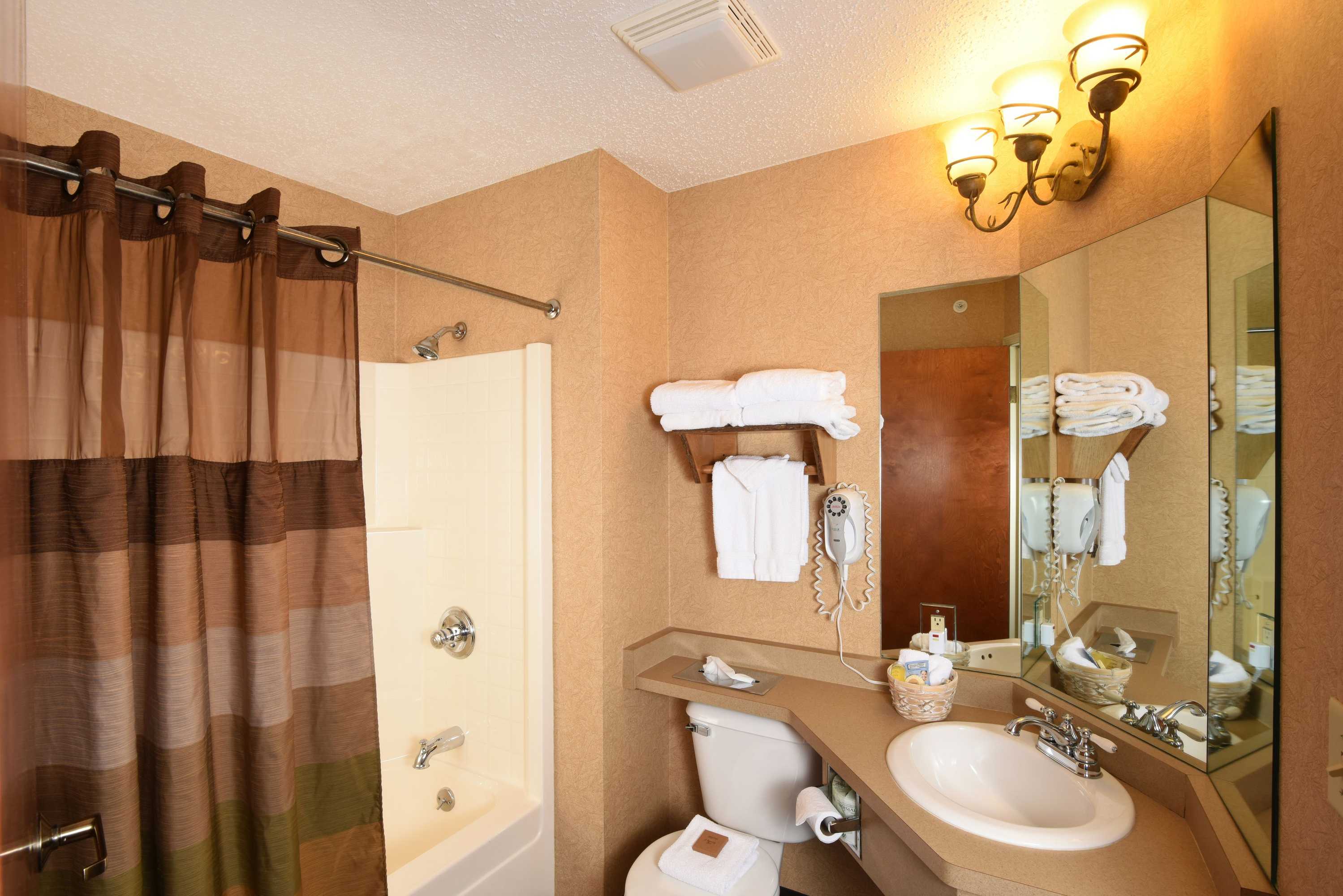 Gift card for Cedar Creek Hotel Wausau - Rothschild Gift card for Cedar Creek Hotel Wausau - Rothschild