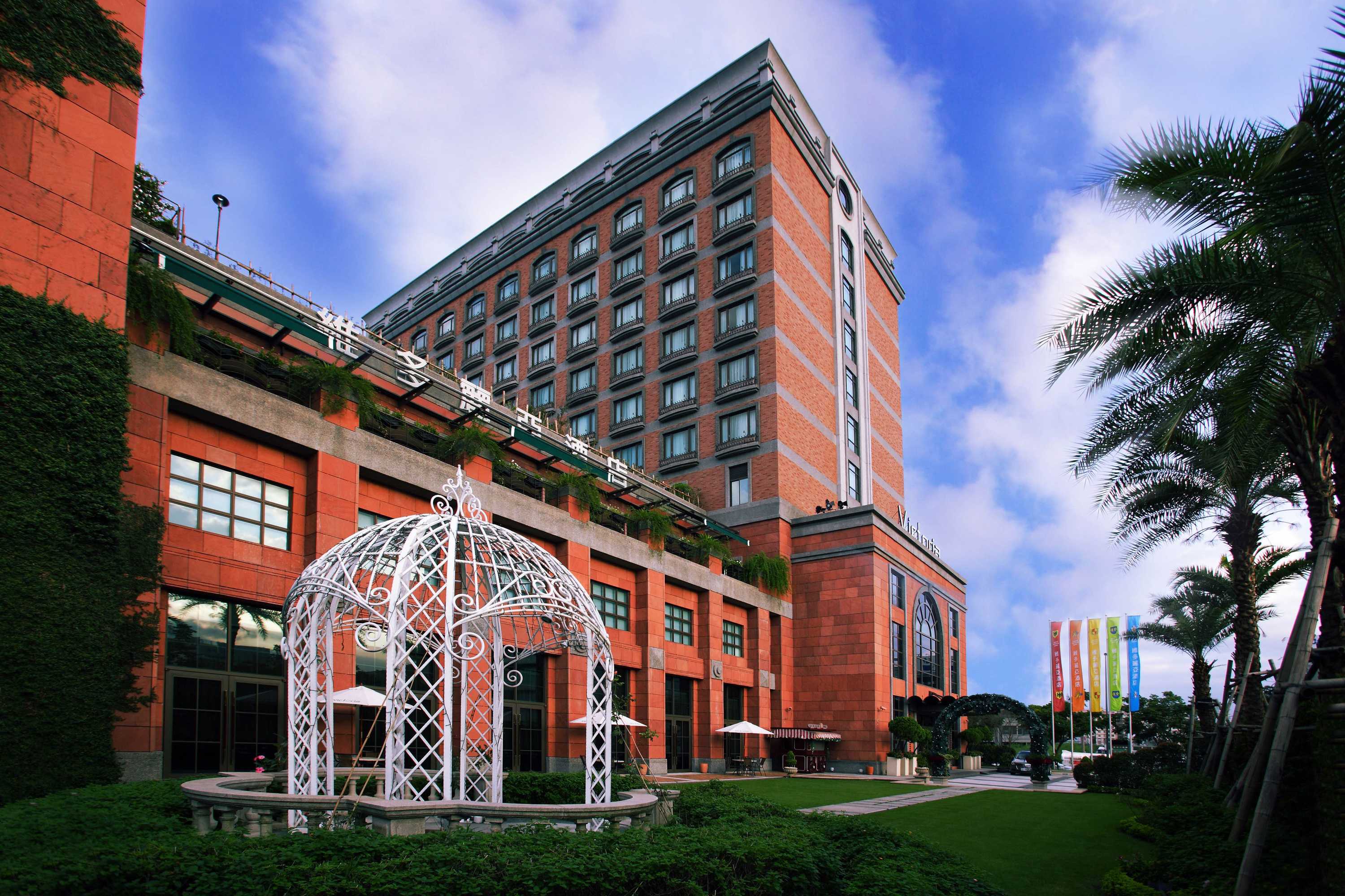 Gift card for Grand Victoria Hotel Gift card for Grand Victoria Hotel