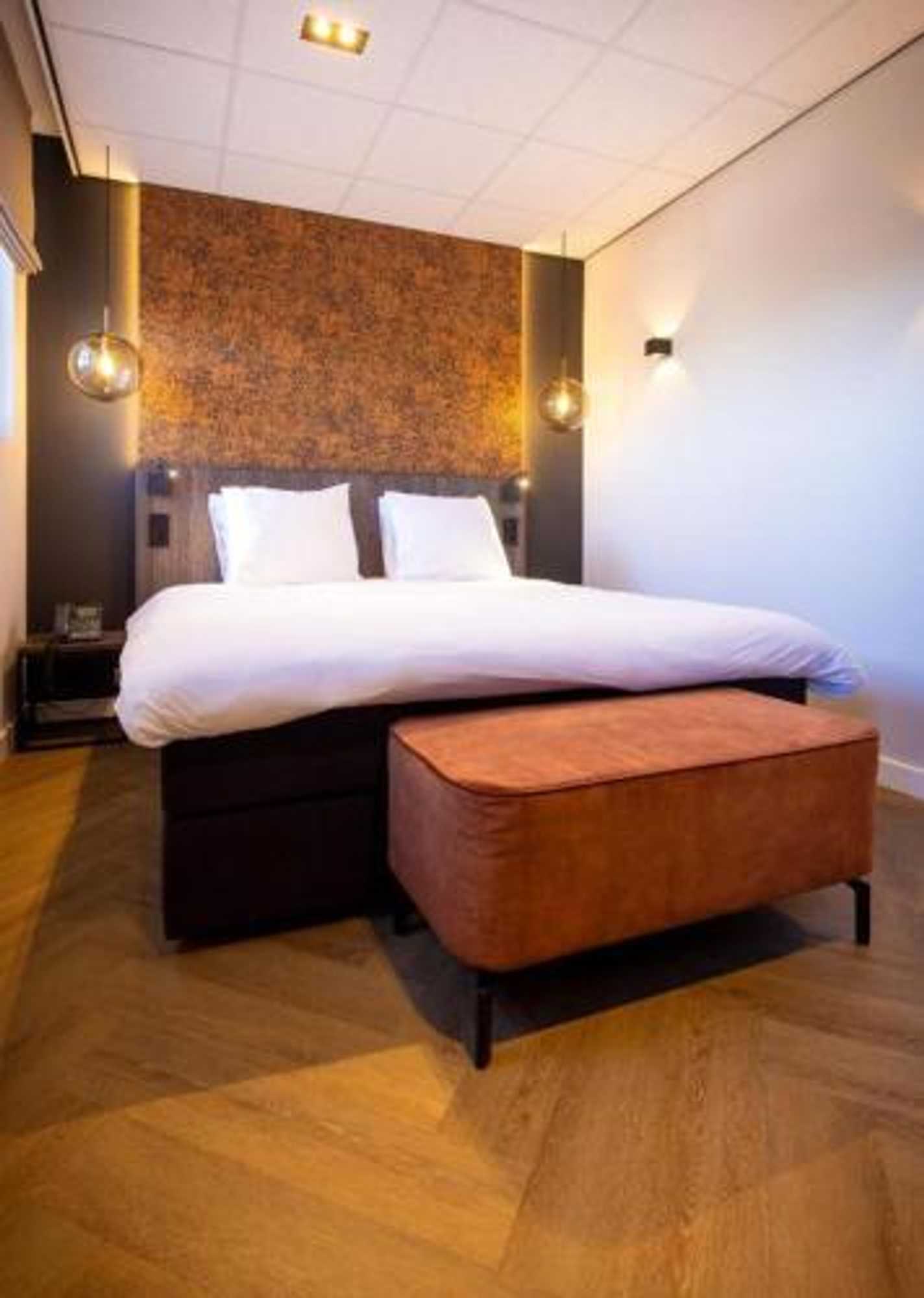 Gift card for Onderwijshotel De Rooi Pannen Tilburg Gift card for Onderwijshotel De Rooi Pannen Tilburg