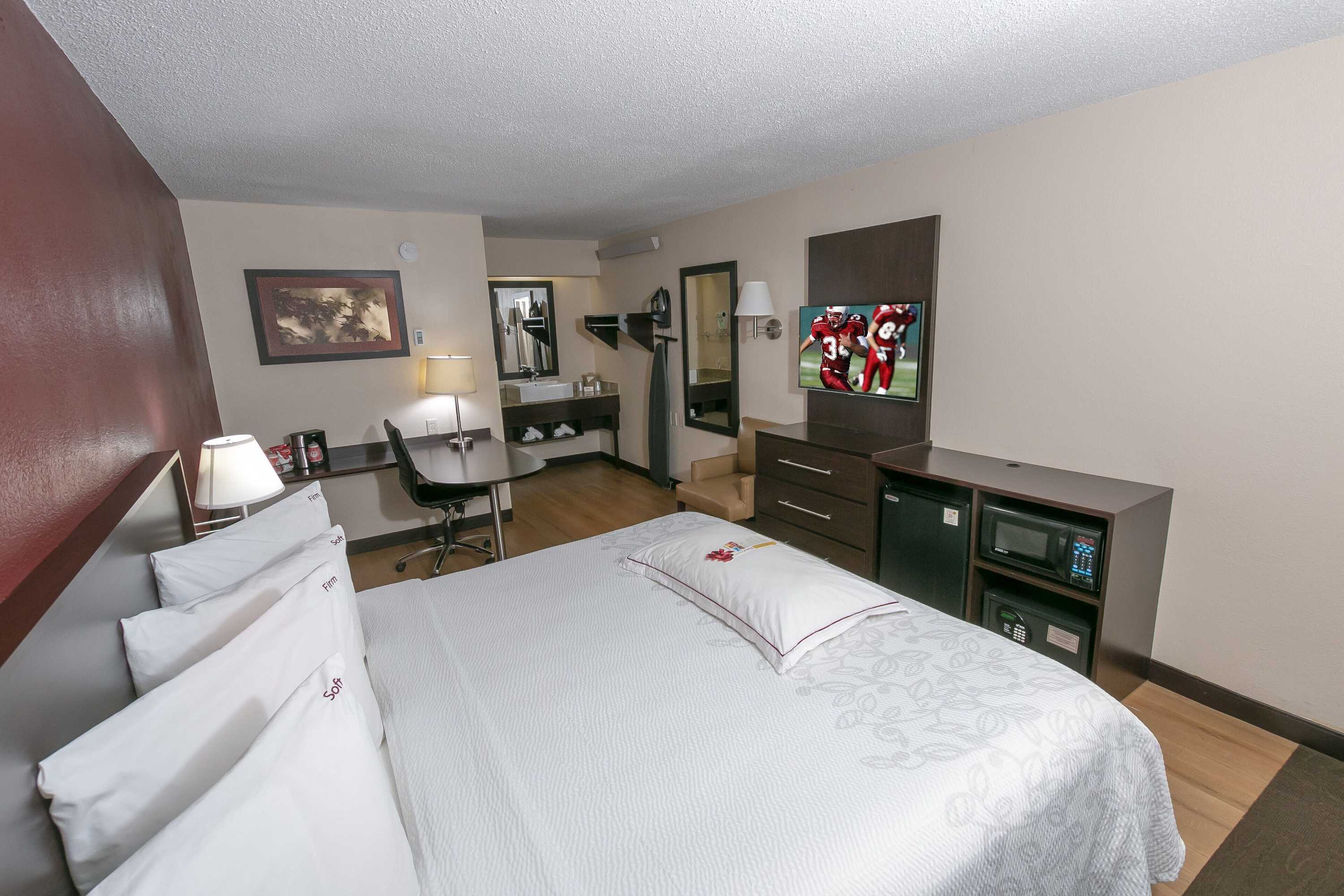 Gift card for Red Roof Inn Plus+ Wilmington - Newark Gift card for Red Roof Inn Plus+ Wilmington - Newark