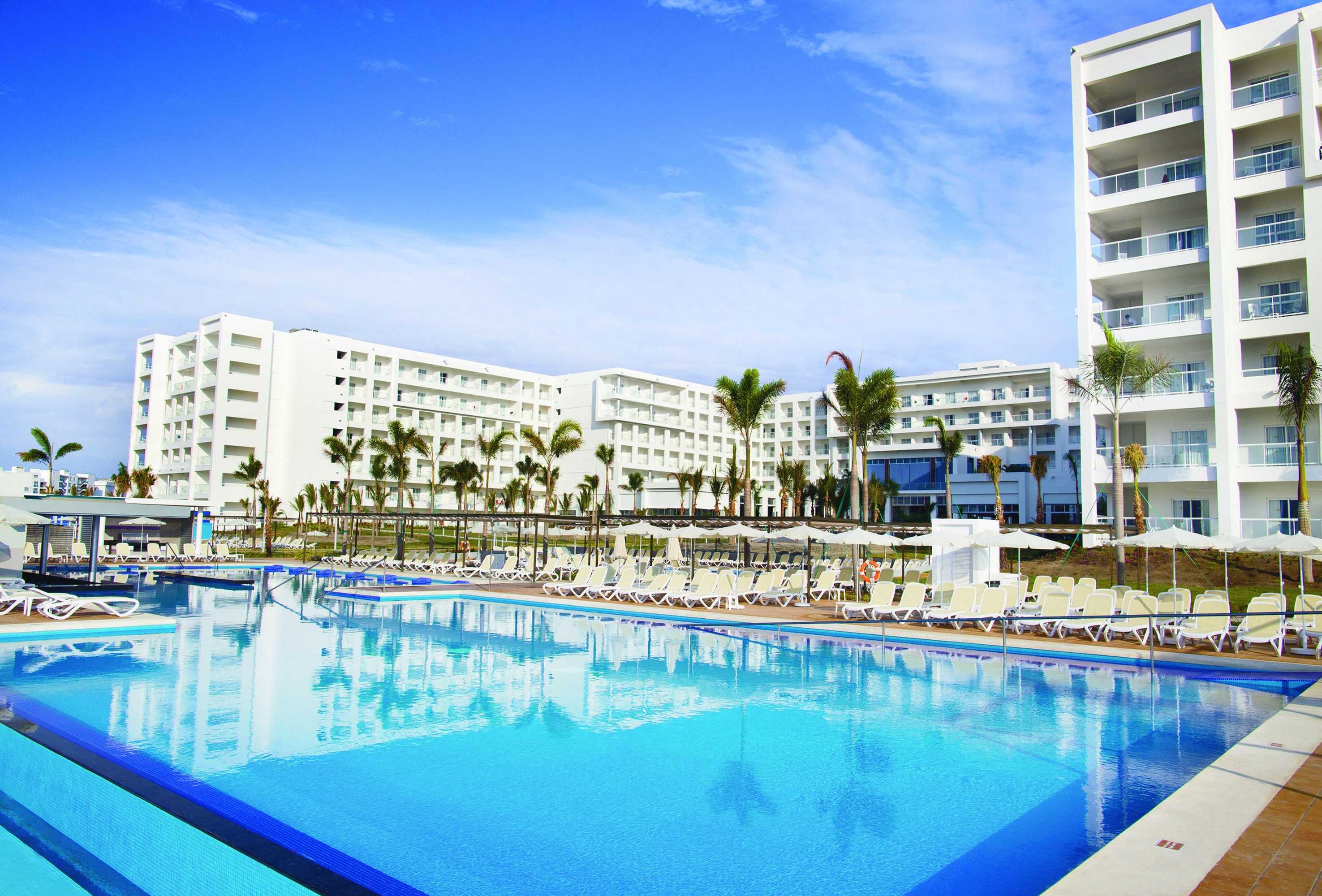 Gift card for Hotel Riu Playa Blanca - All Inclusive Gift card for Hotel Riu Playa Blanca - All Inclusive