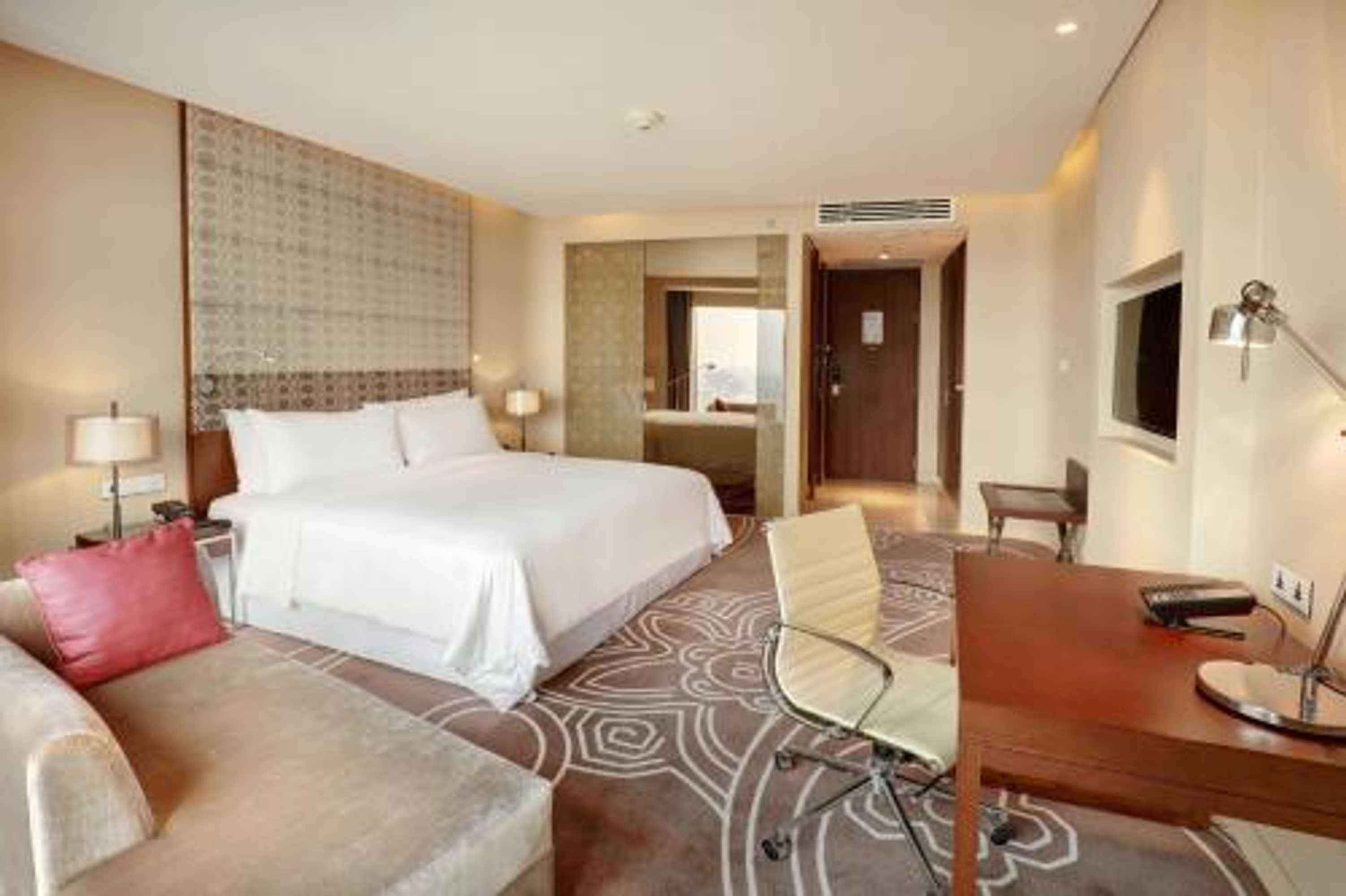 Gift card for Crowne Plaza Dhaka Gulshan by Ihg Gift card for Crowne Plaza Dhaka Gulshan by Ihg