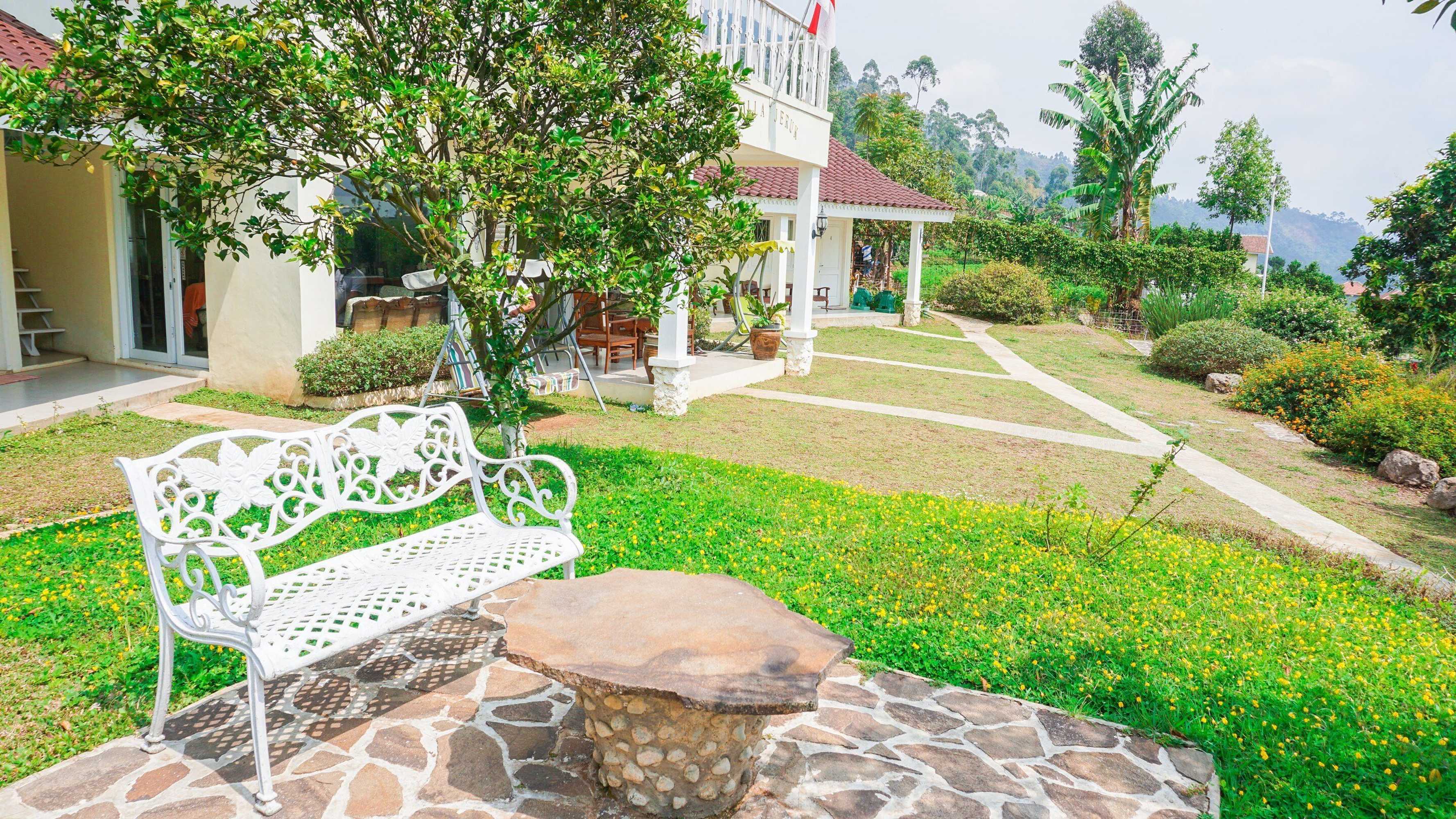 Gift card for Oyo 1785 Villa Jeruk Ciwidey Gift card for Oyo 1785 Villa Jeruk Ciwidey
