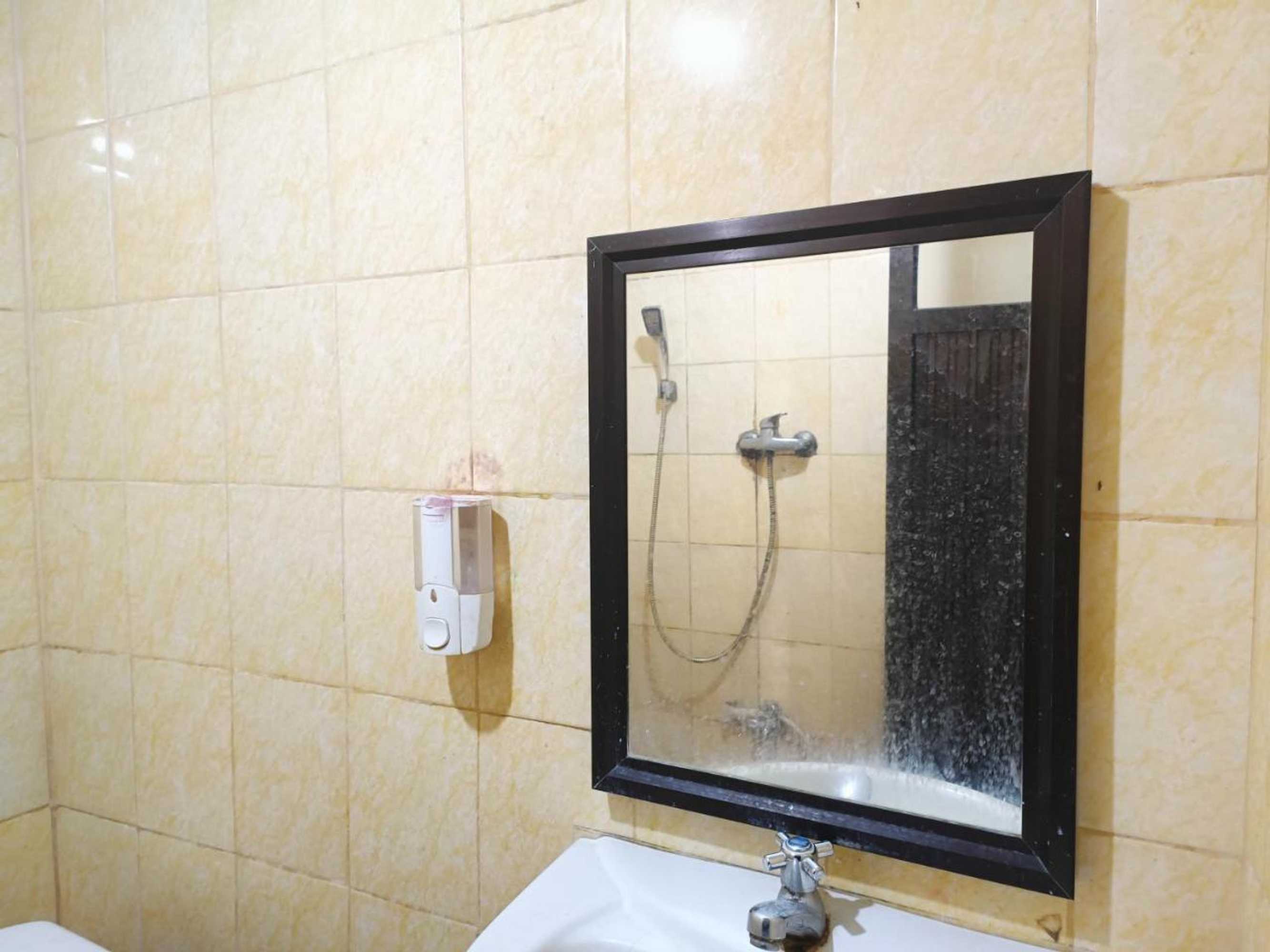 Gift card for Reddoorz Syariah Near Rumah Sakit Umum Wisata Uit