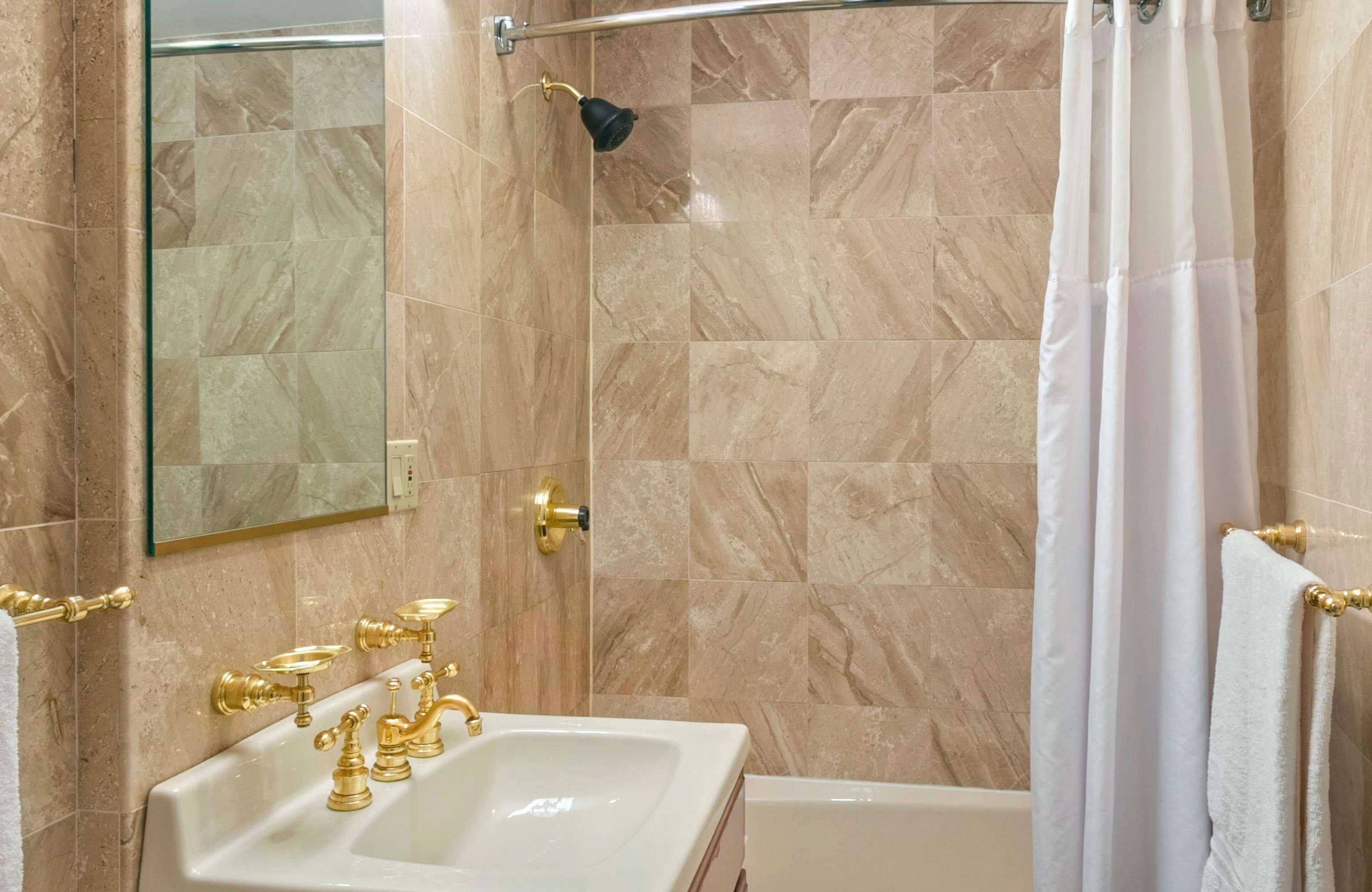 Gift card for Robert Treat Hotel