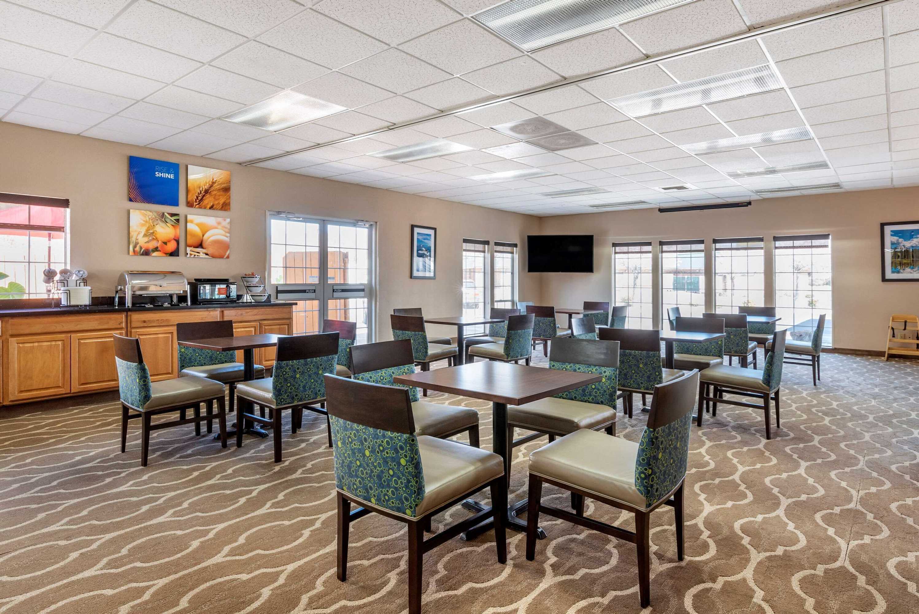 Gift card for Comfort Inn & Suites Gift card for Comfort Inn & Suites