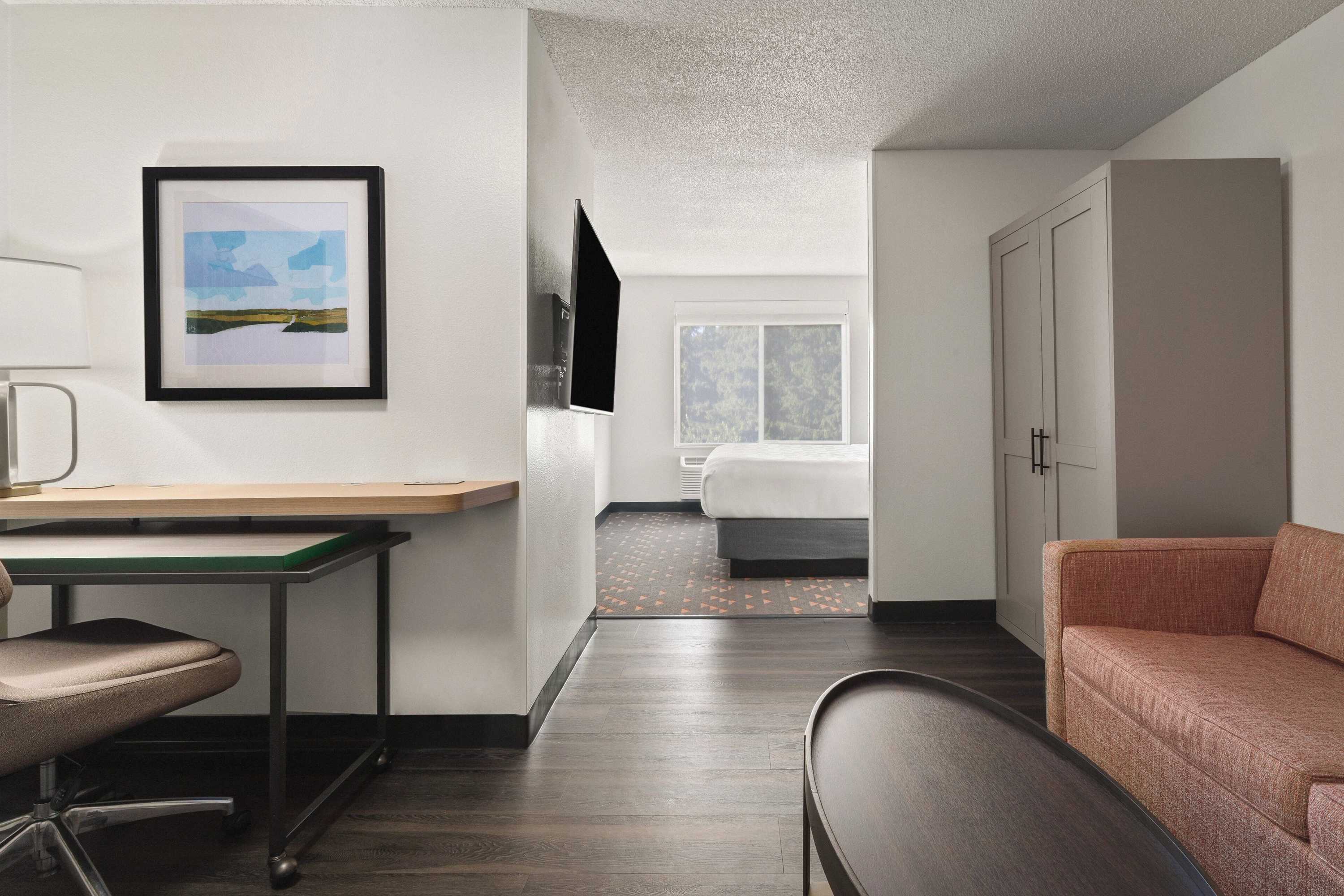 Gift card for Holiday Inn & Suites Bothell by Ihg Gift card for Holiday Inn & Suites Bothell by Ihg