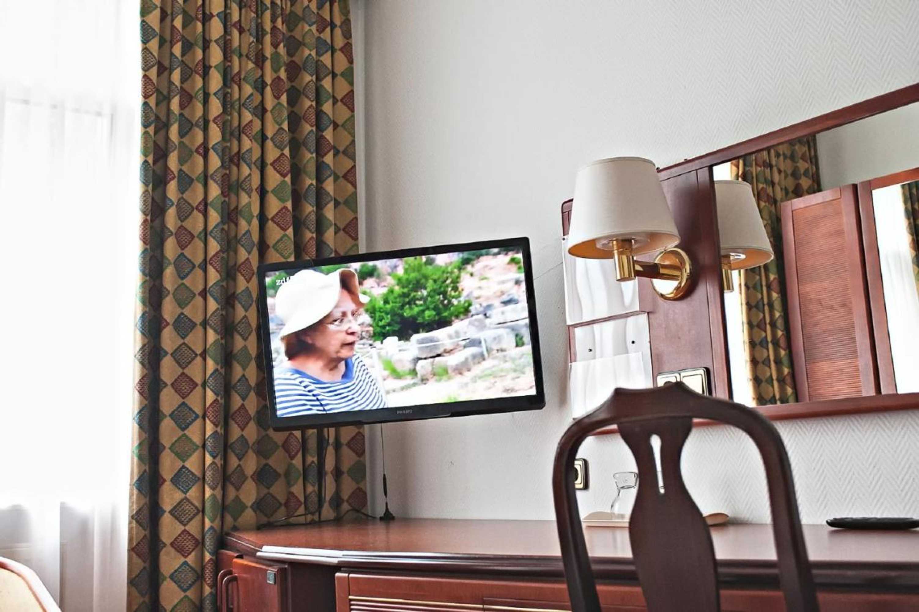 Gift card for Ravel International