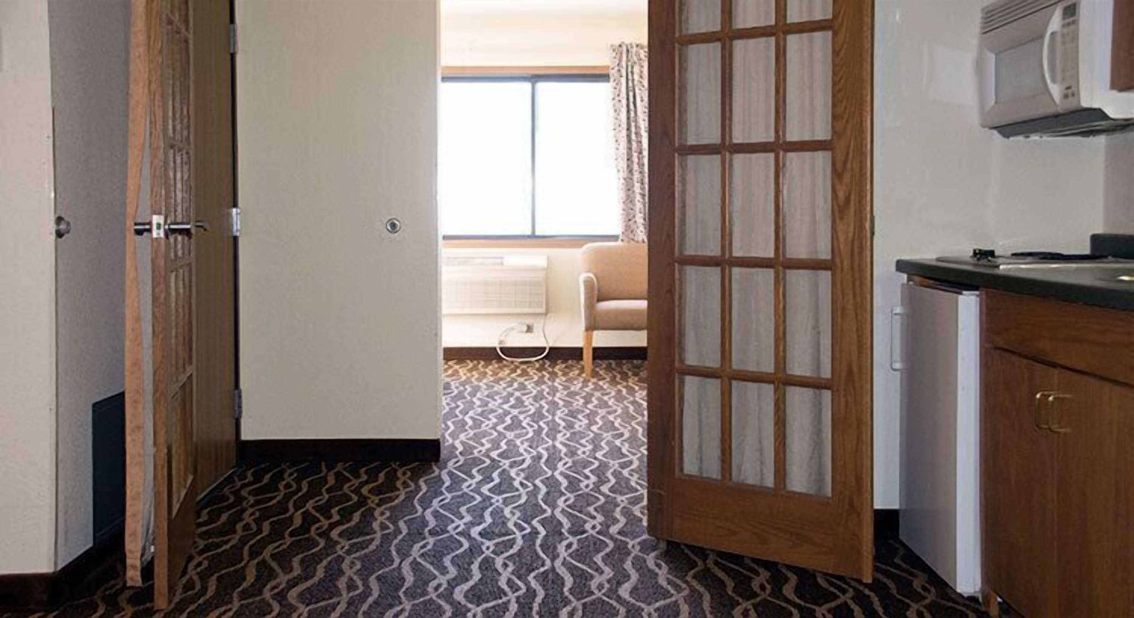 Gift card for Boarders Inn & Suites by Cobblestone Hotels - Wautoma Gift card for Boarders Inn & Suites by Cobblestone Hotels - Wautoma