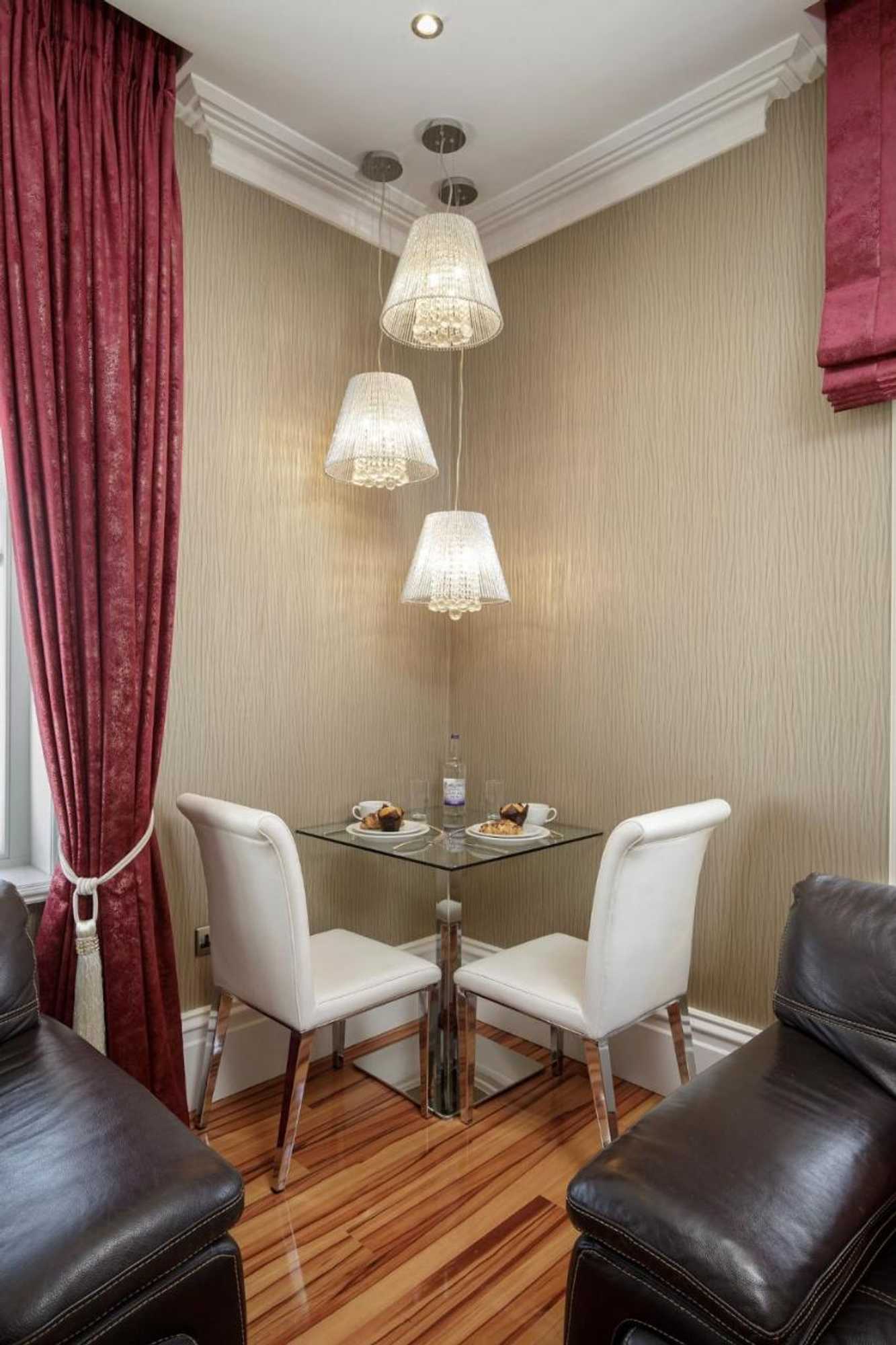 Gift card for Mode Breck Apartments