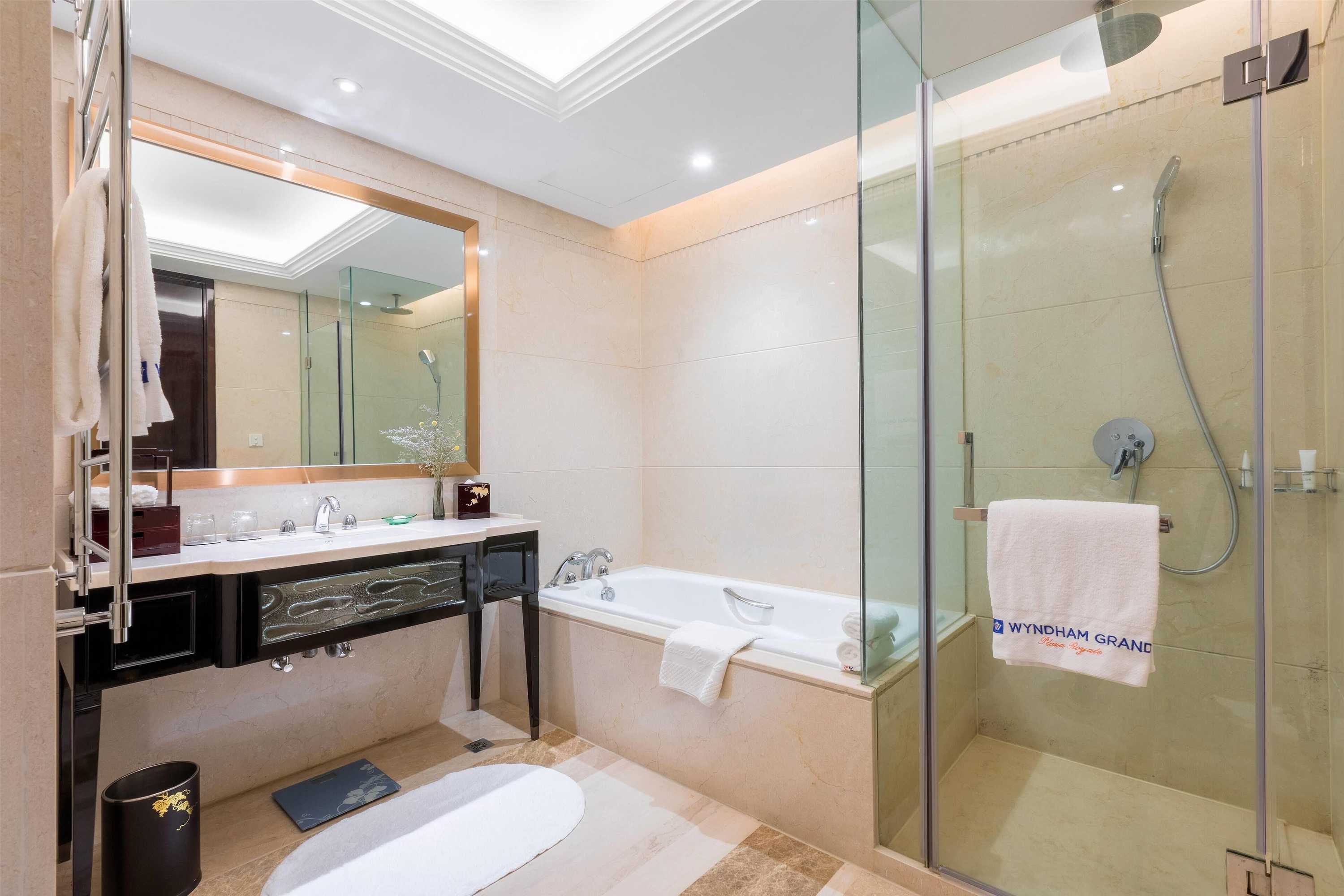Gift card for Wyndham Grand Plaza Royale Ningbo