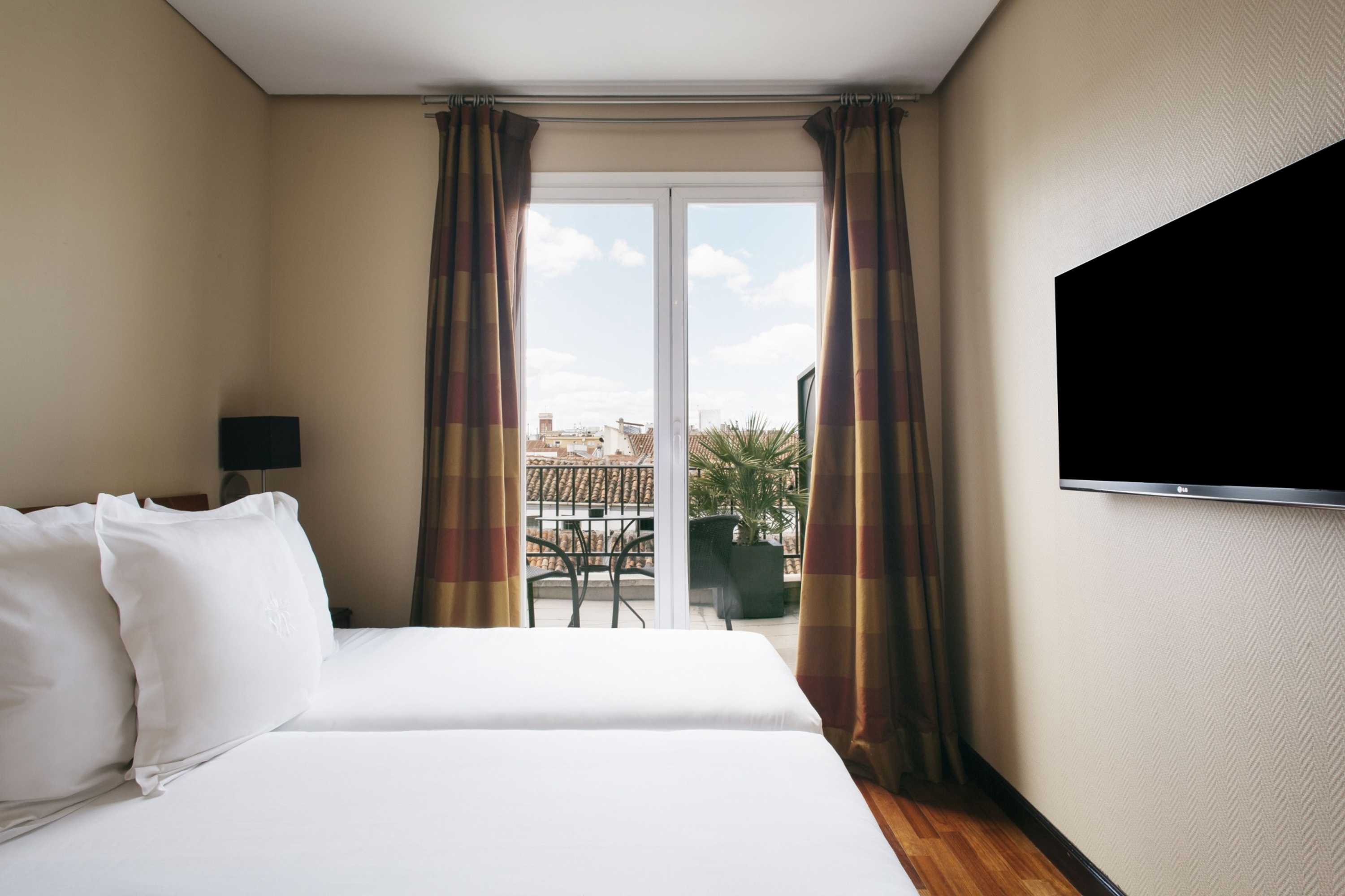 Gift card for Hotel Villa Real, a Member of Preferred Hotels & Resorts Gift card for Hotel Villa Real, a Member of Preferred Hotels & Resorts