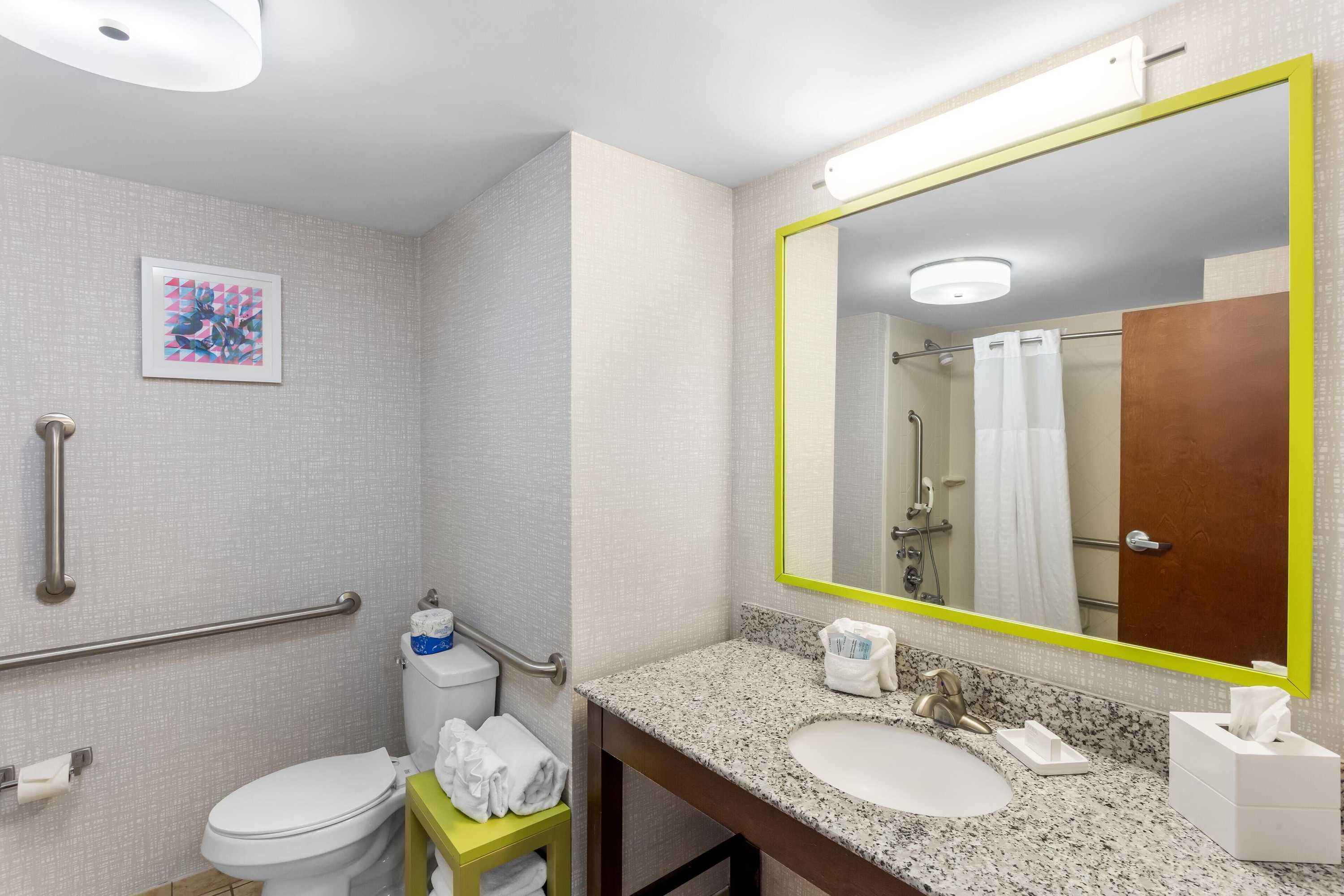 Gift card for Hampton Inn Huntington University Area