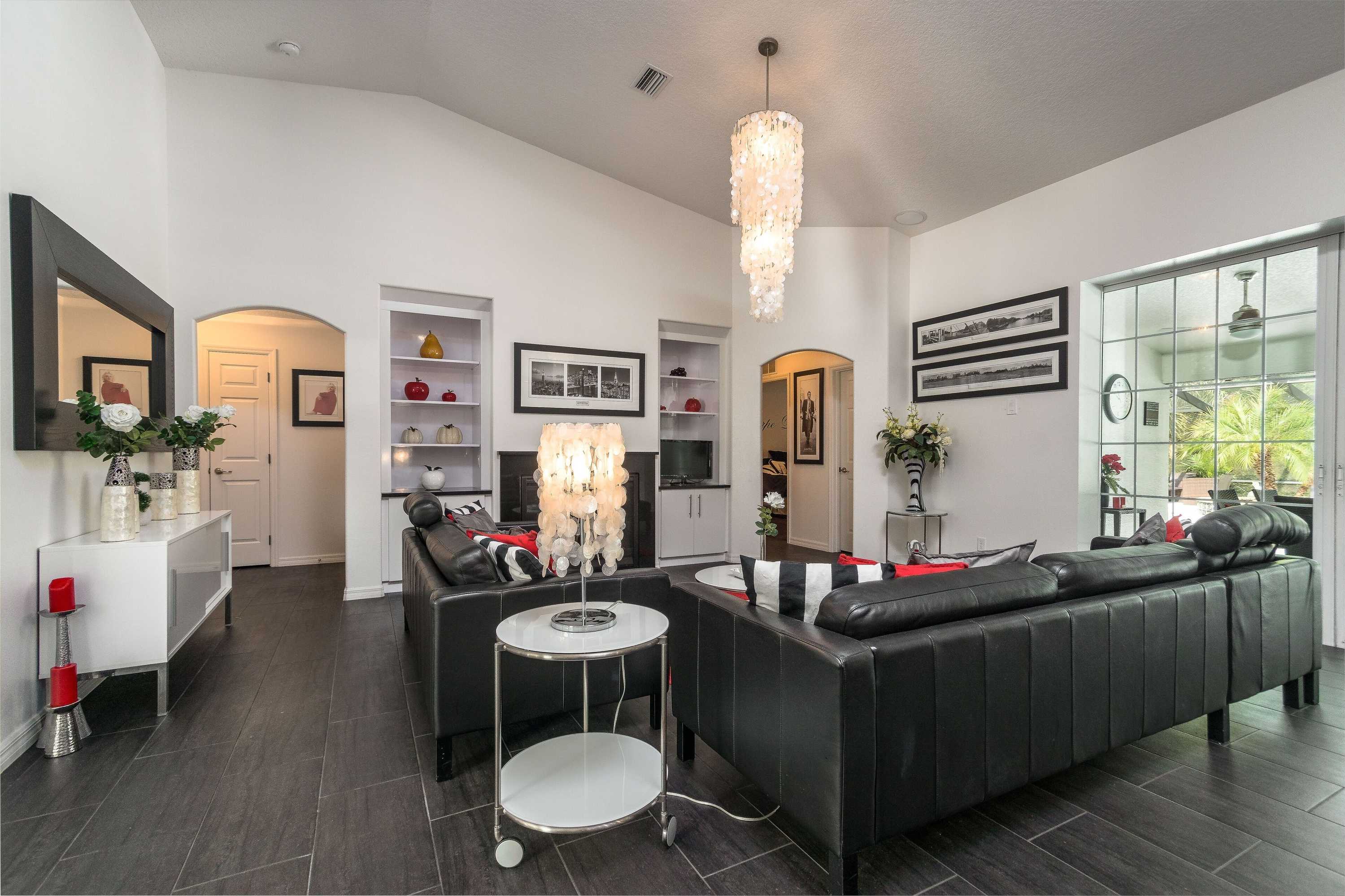 Gift card for Villa Ruyper - Executive - 4 Bedroom