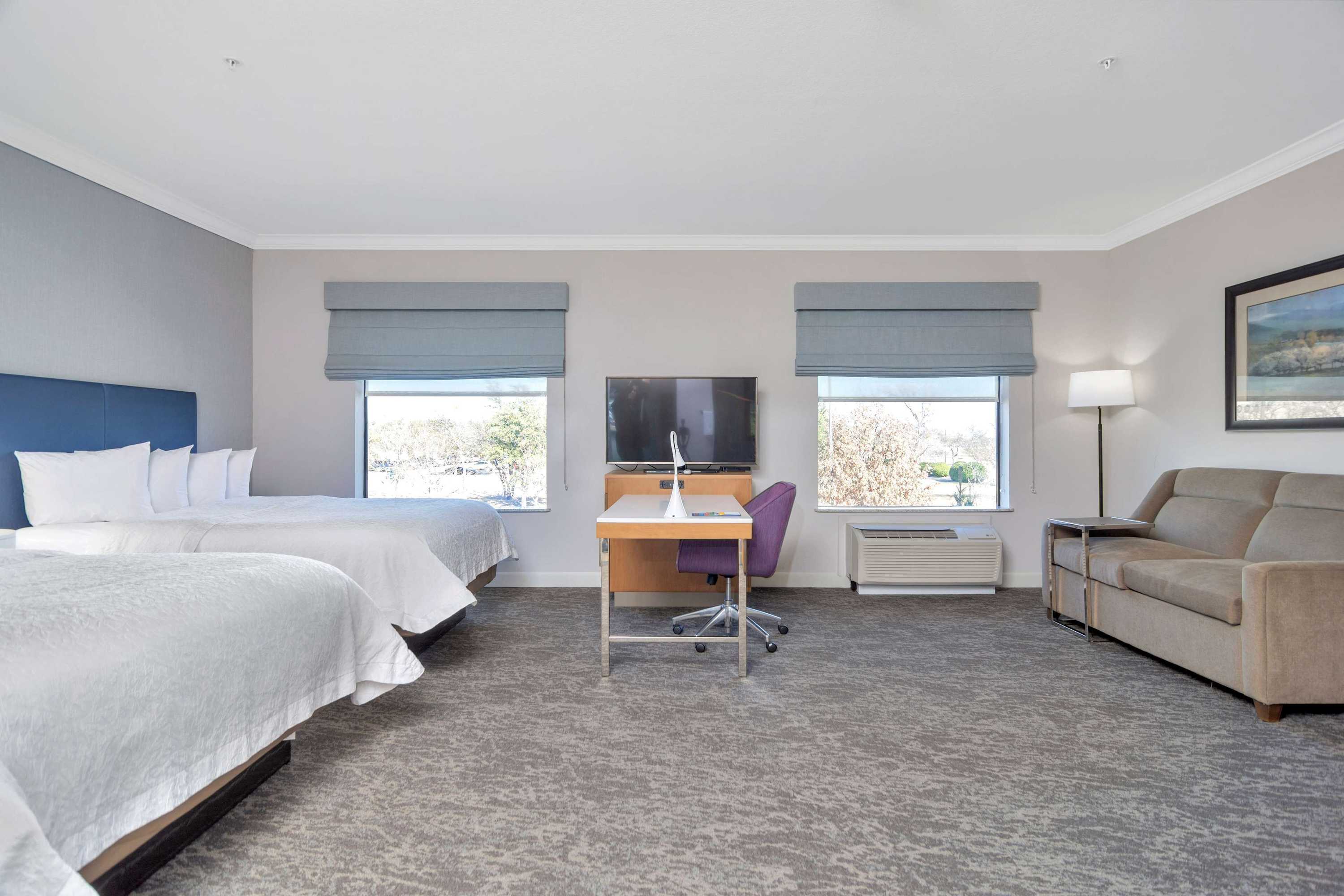 Gift card for Hampton Inn & Suites Fort Worth-Fossil Creek Gift card for Hampton Inn & Suites Fort Worth-Fossil Creek