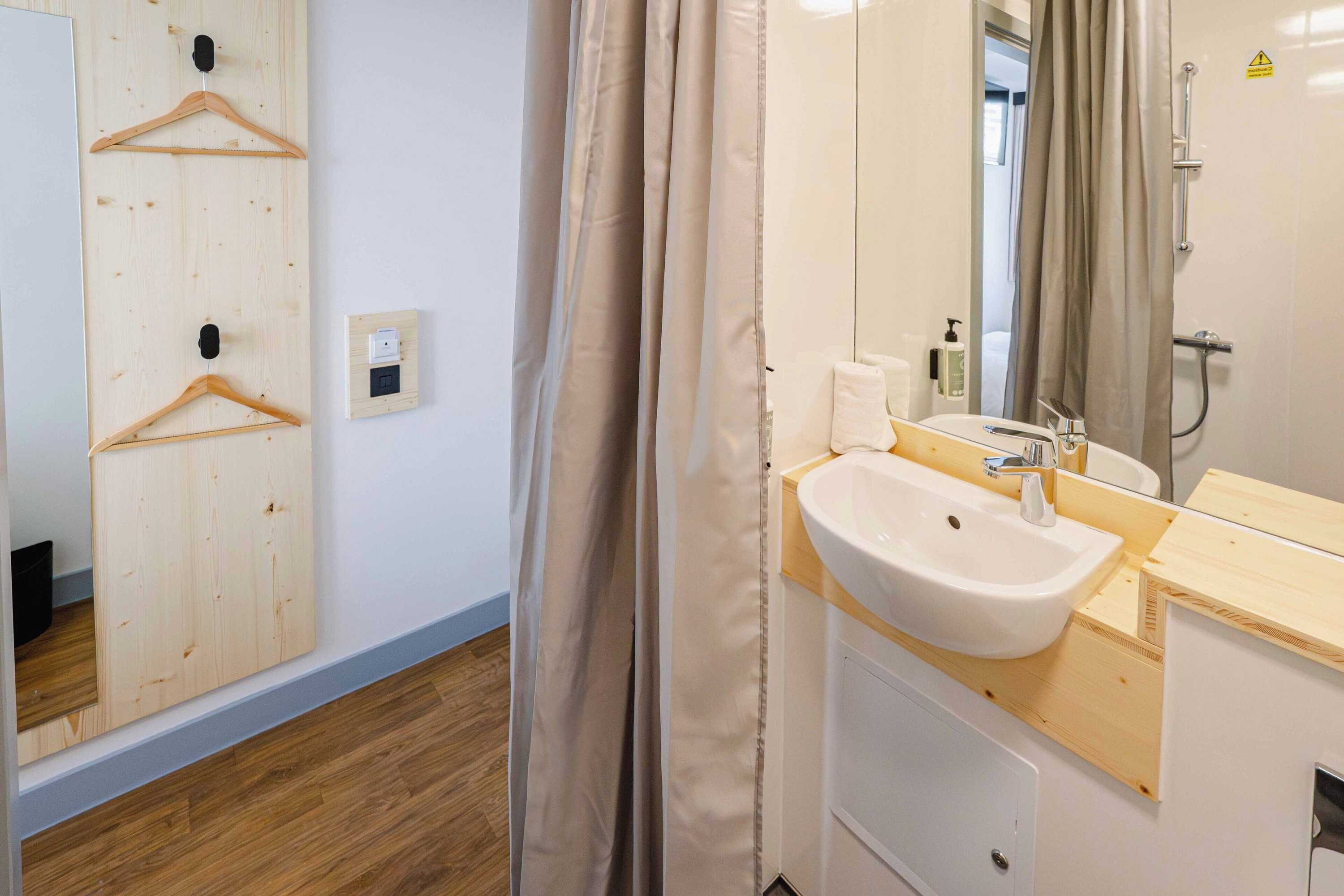 Gift card for Easyhotel London Croydon