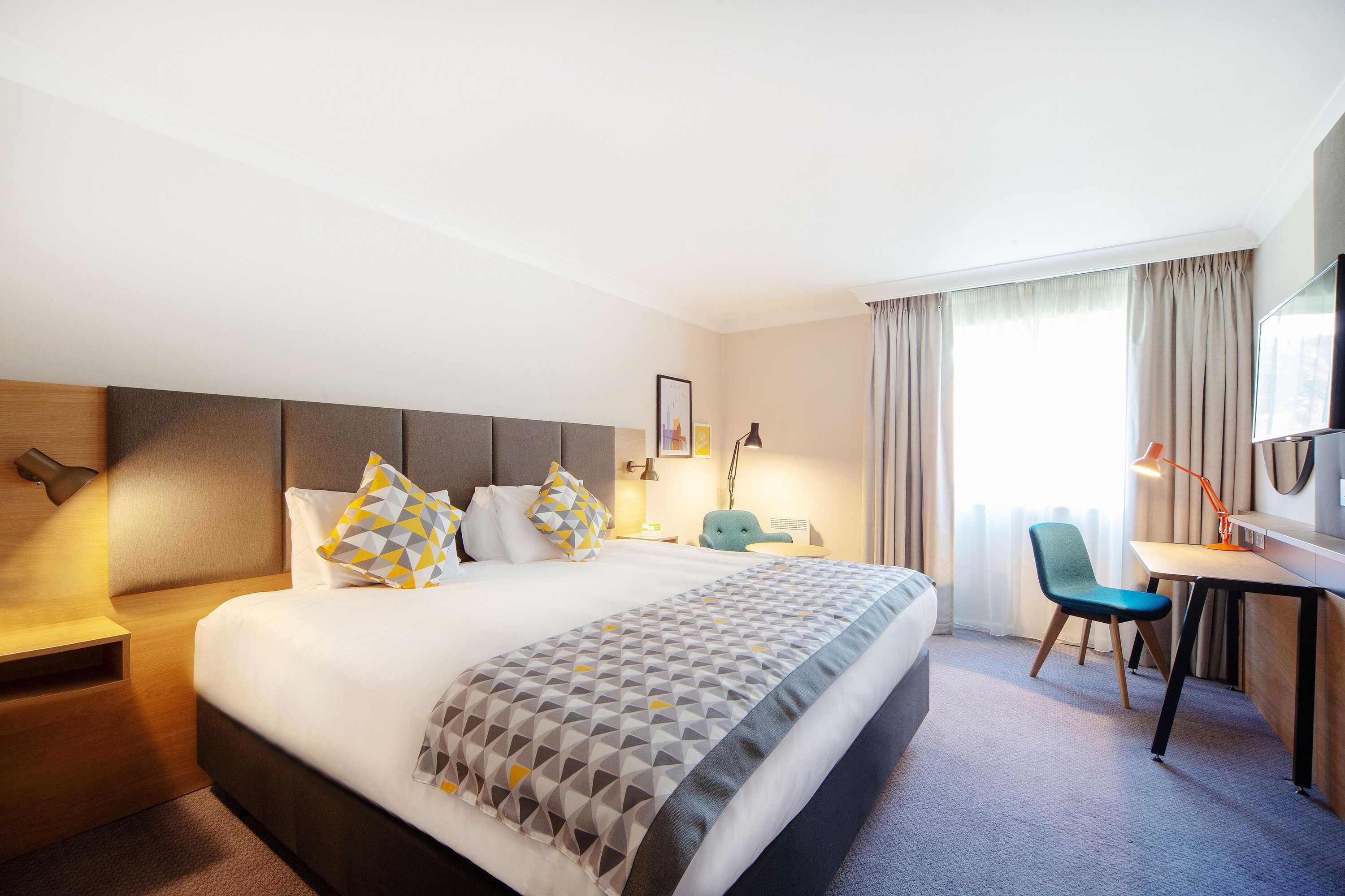 Gift card for Holiday Inn Reading South M4 Jct11 by Ihg