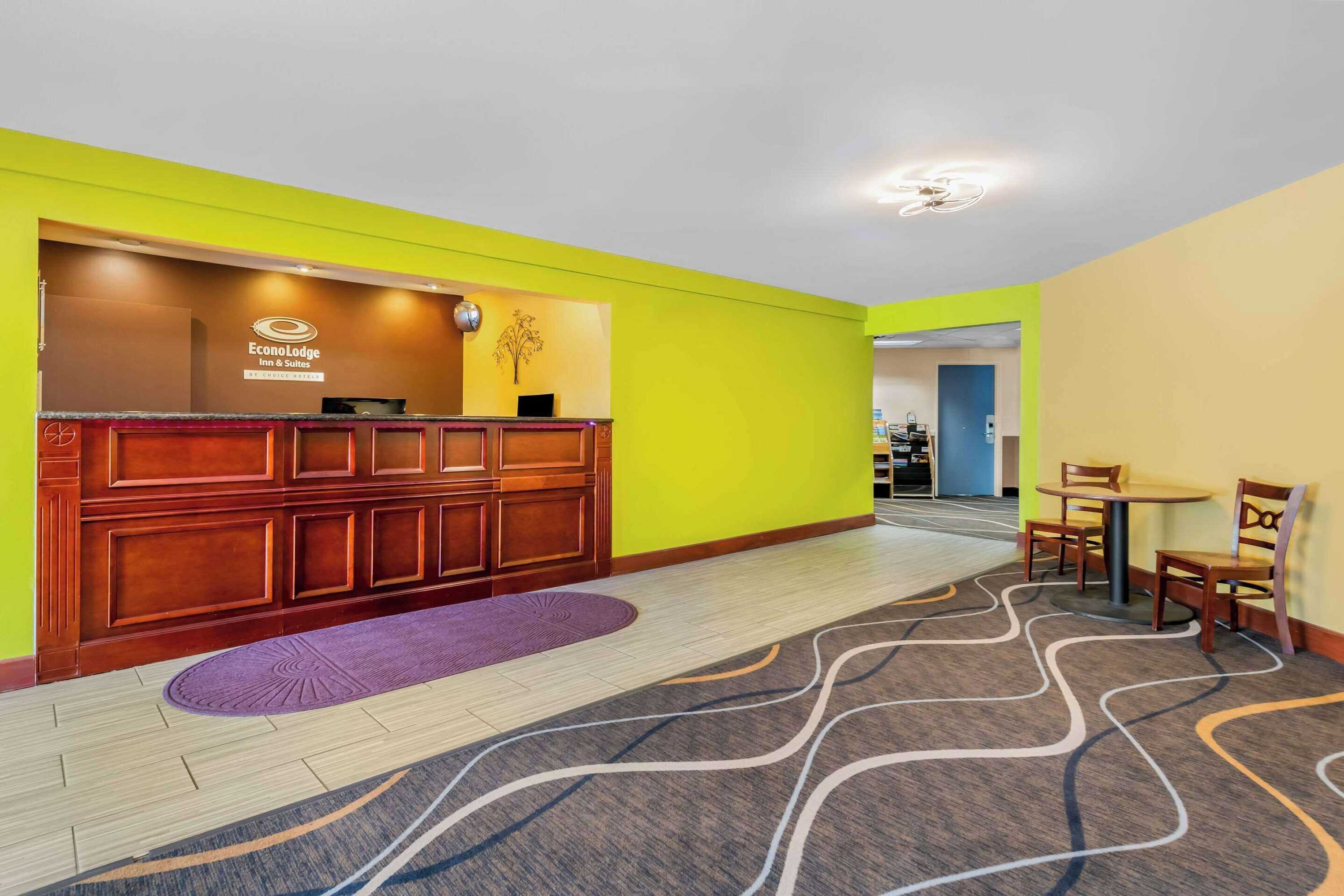 Gift card for Econo Lodge Inn & Suites Gift card for Econo Lodge Inn & Suites