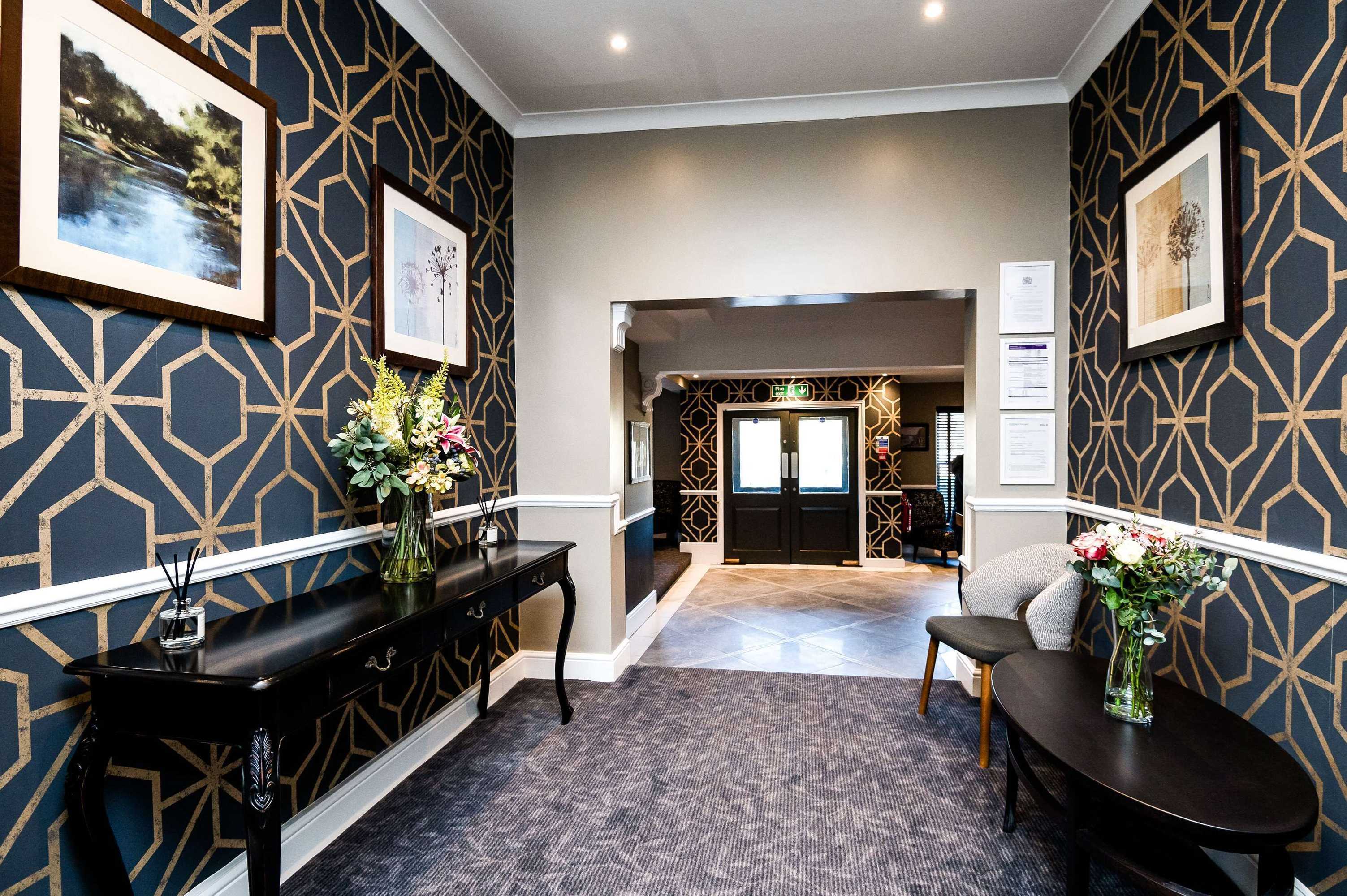 Gift card for Thames Riviera Hotel, Sure Hotel Collection by Best Western Gift card for Thames Riviera Hotel, Sure Hotel Collection by Best Western