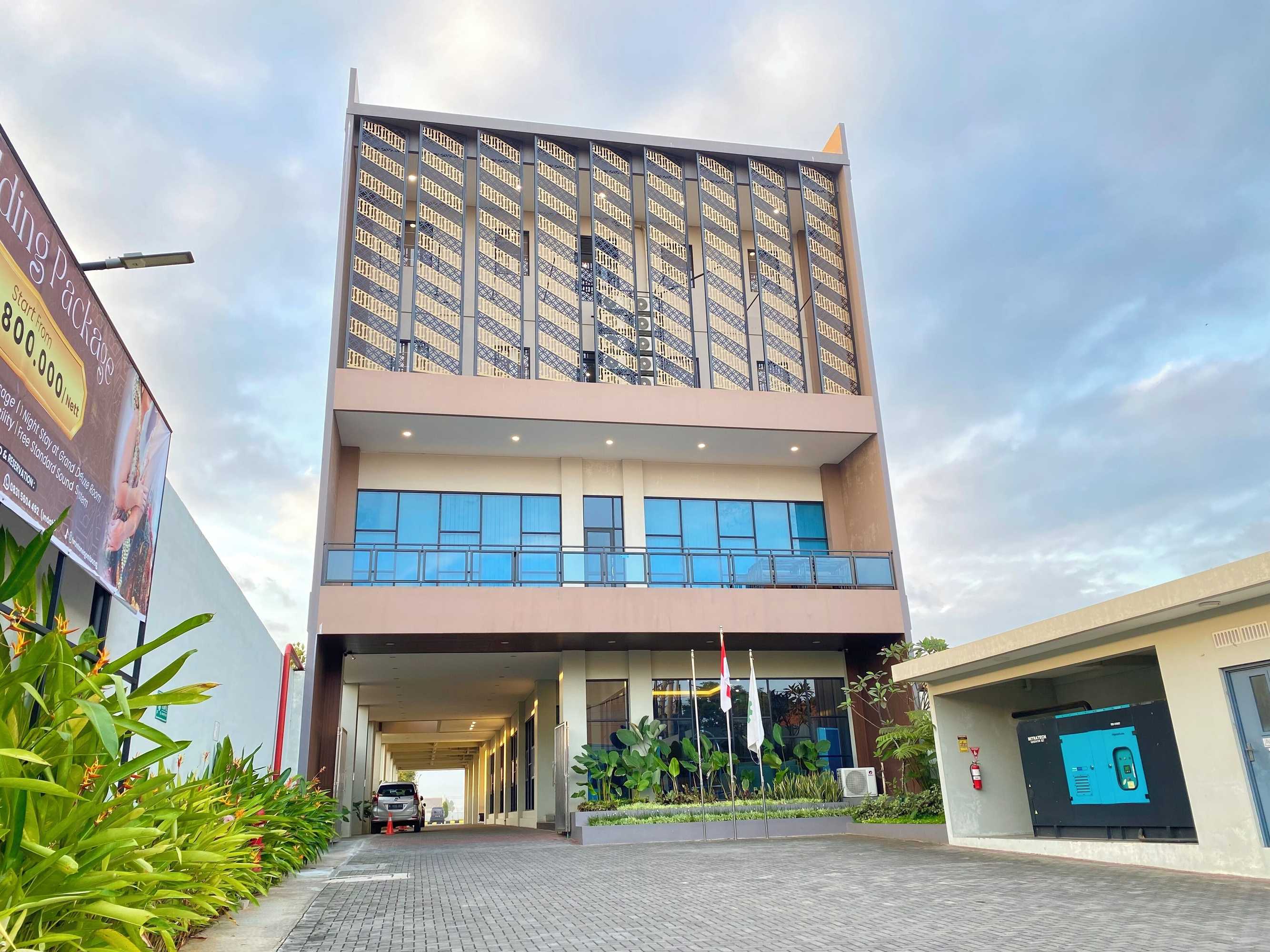 Gift card for Front One Hotel Gombong Gift card for Front One Hotel Gombong