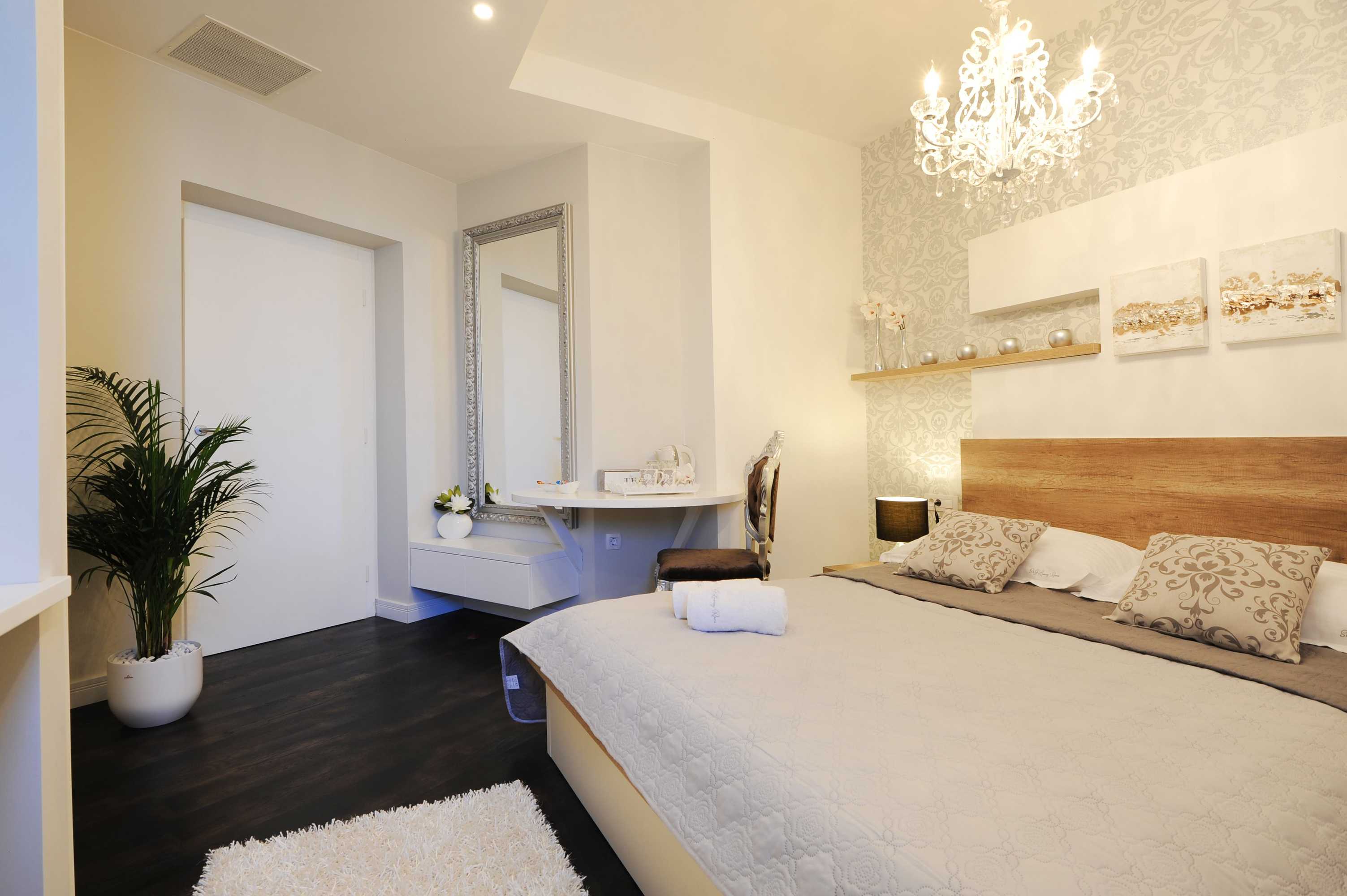 Gift card for Silver & Gold Luxury Rooms Gift card for Silver & Gold Luxury Rooms