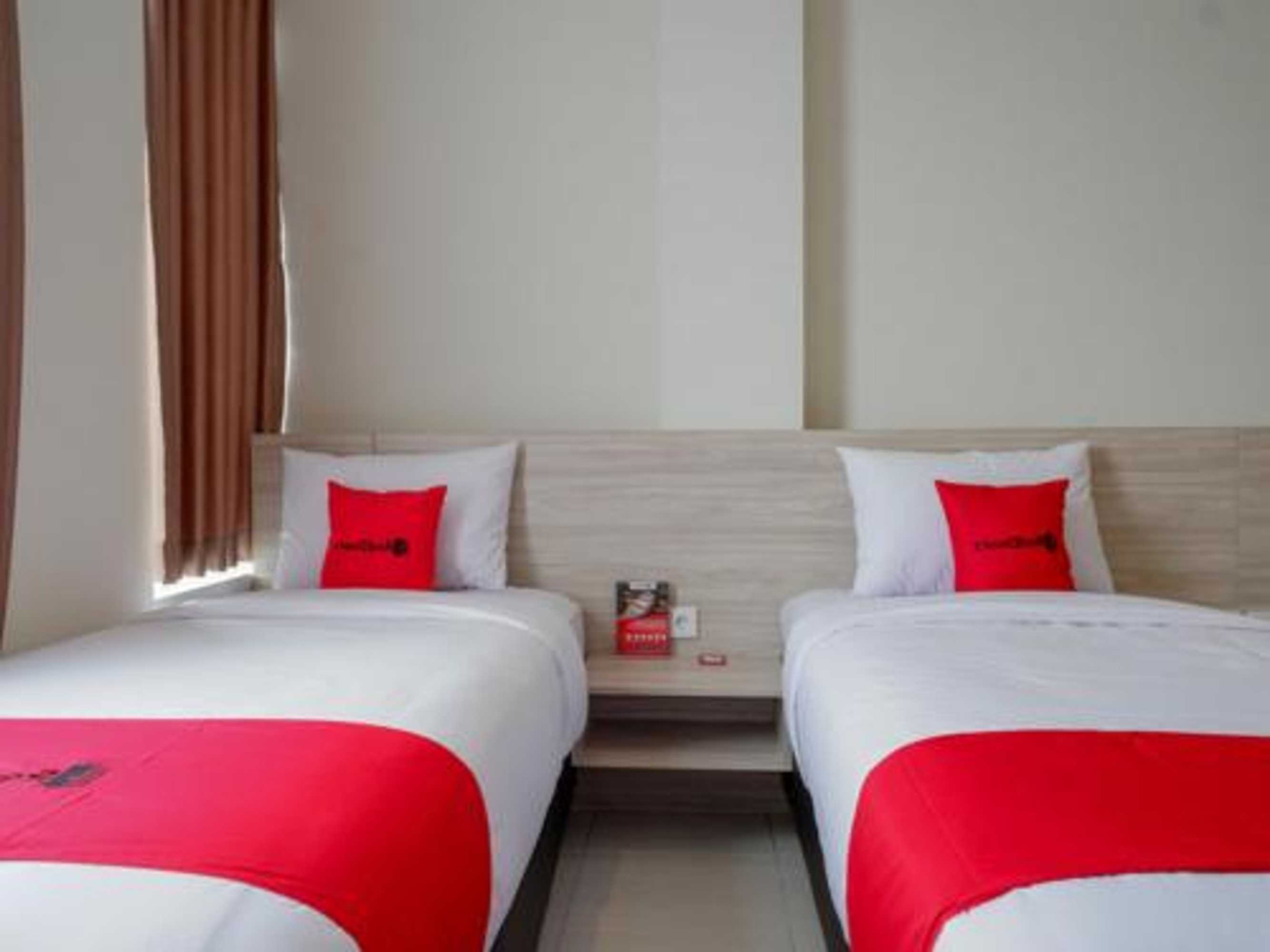Gift card for Reddoorz Near Exit Tol Banyumanik 2 Gift card for Reddoorz Near Exit Tol Banyumanik 2