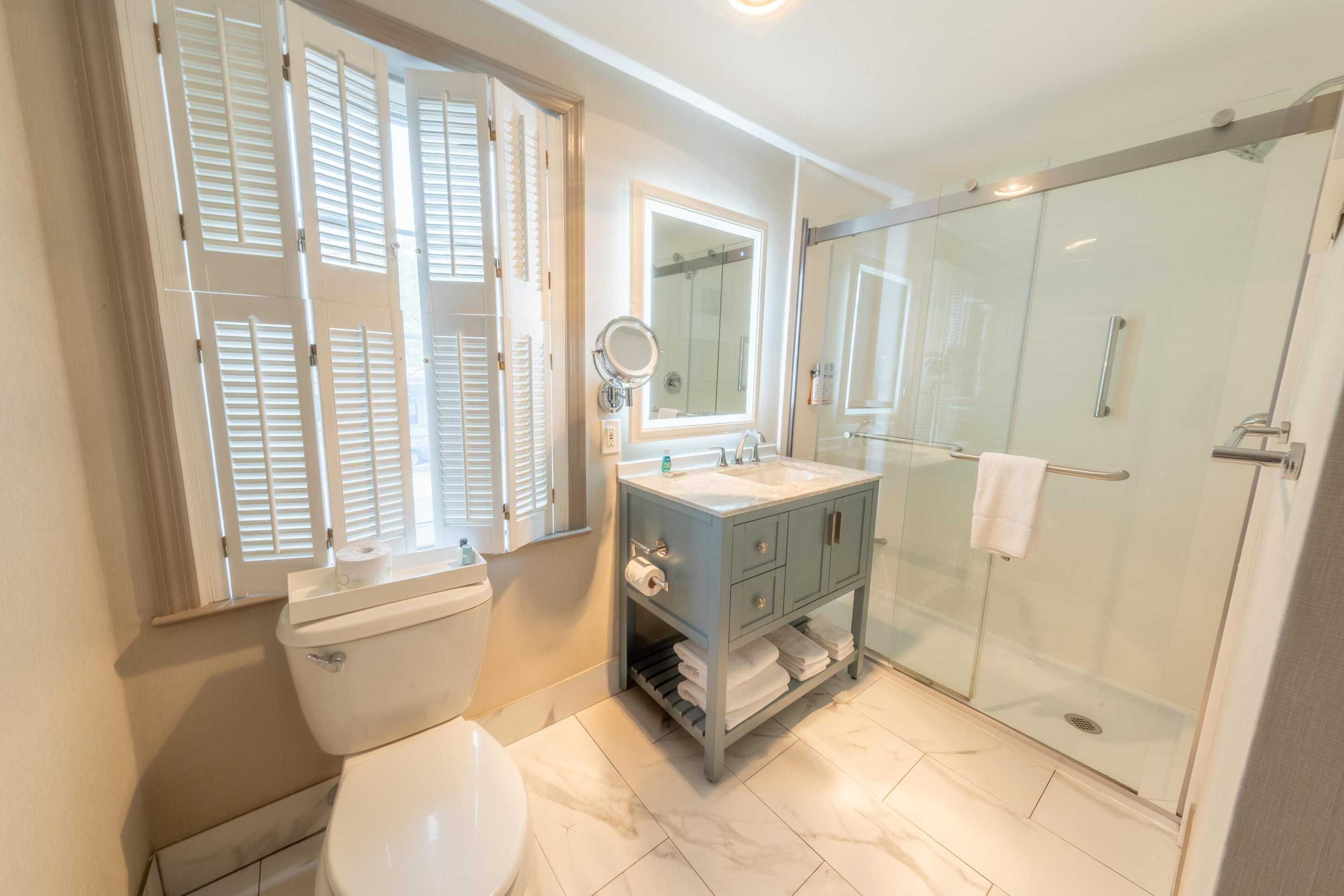 Gift card for The Westfield Inn, BW Signature Collection