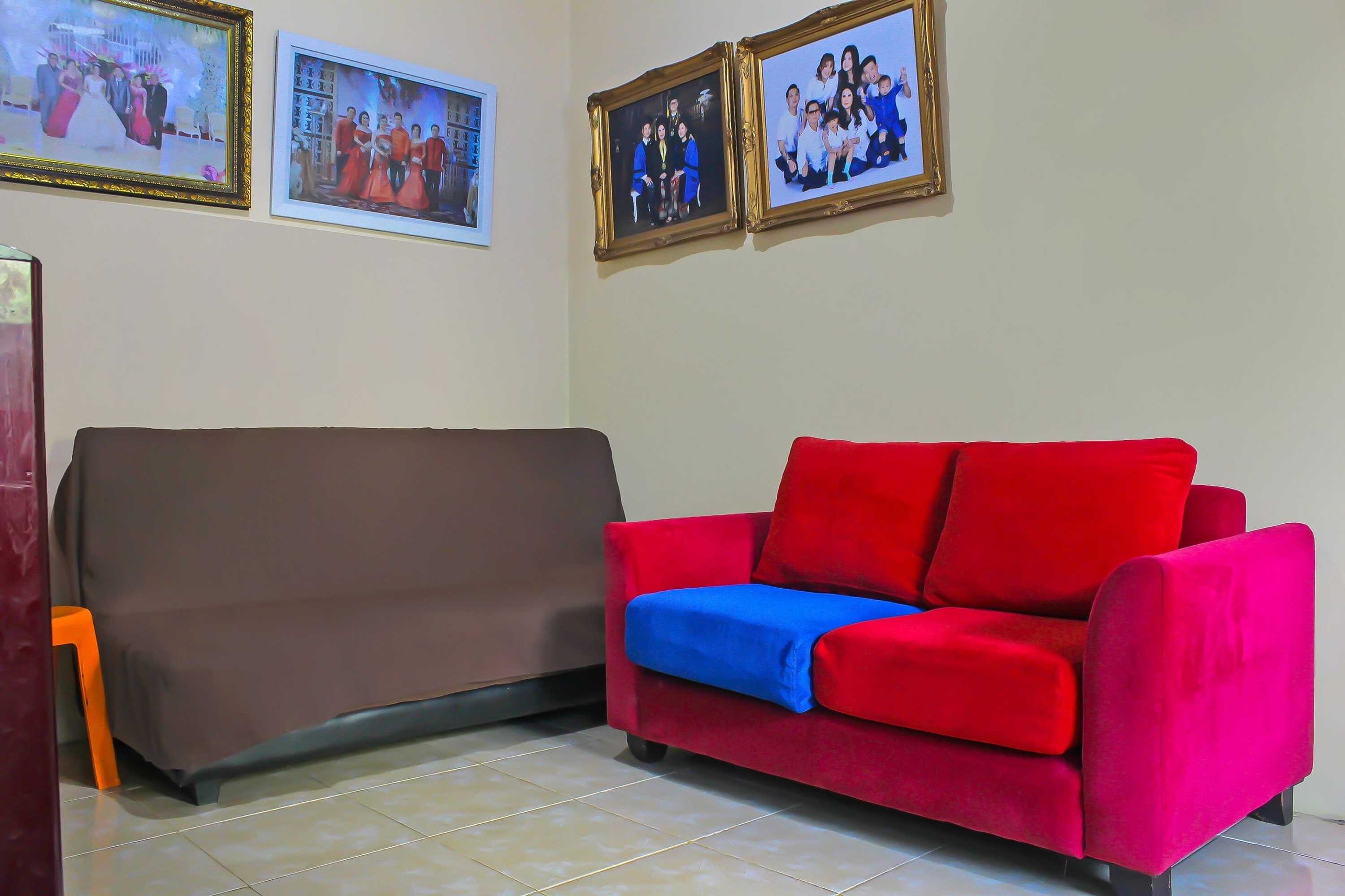Gift card for Oyo Life 92593 Penginapan Sultan Haji 1 Gift card for Oyo Life 92593 Penginapan Sultan Haji 1