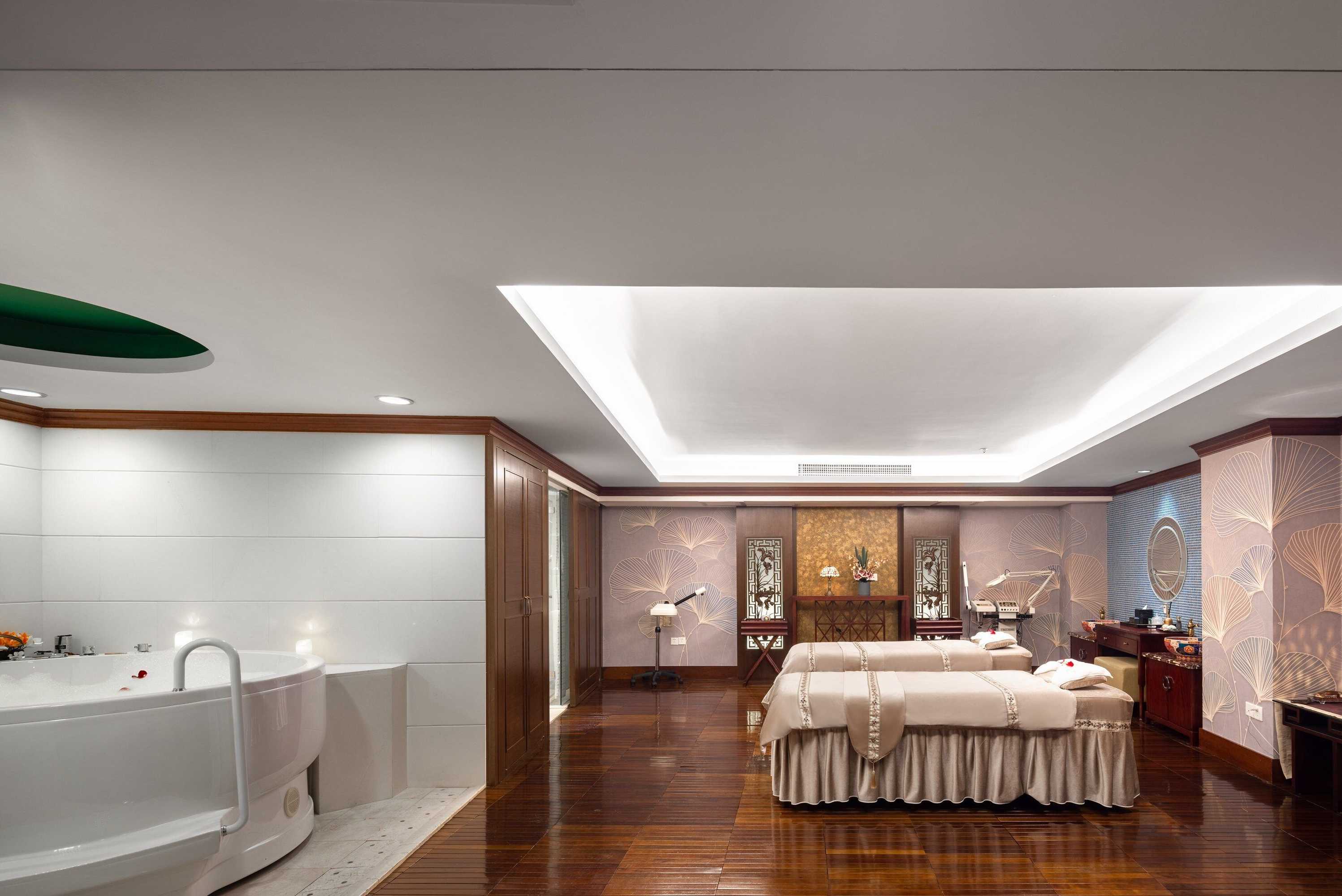 Gift card for Crowne Plaza Hotel & Suites Landmark Shenzhen by Ihg Gift card for Crowne Plaza Hotel & Suites Landmark Shenzhen by Ihg