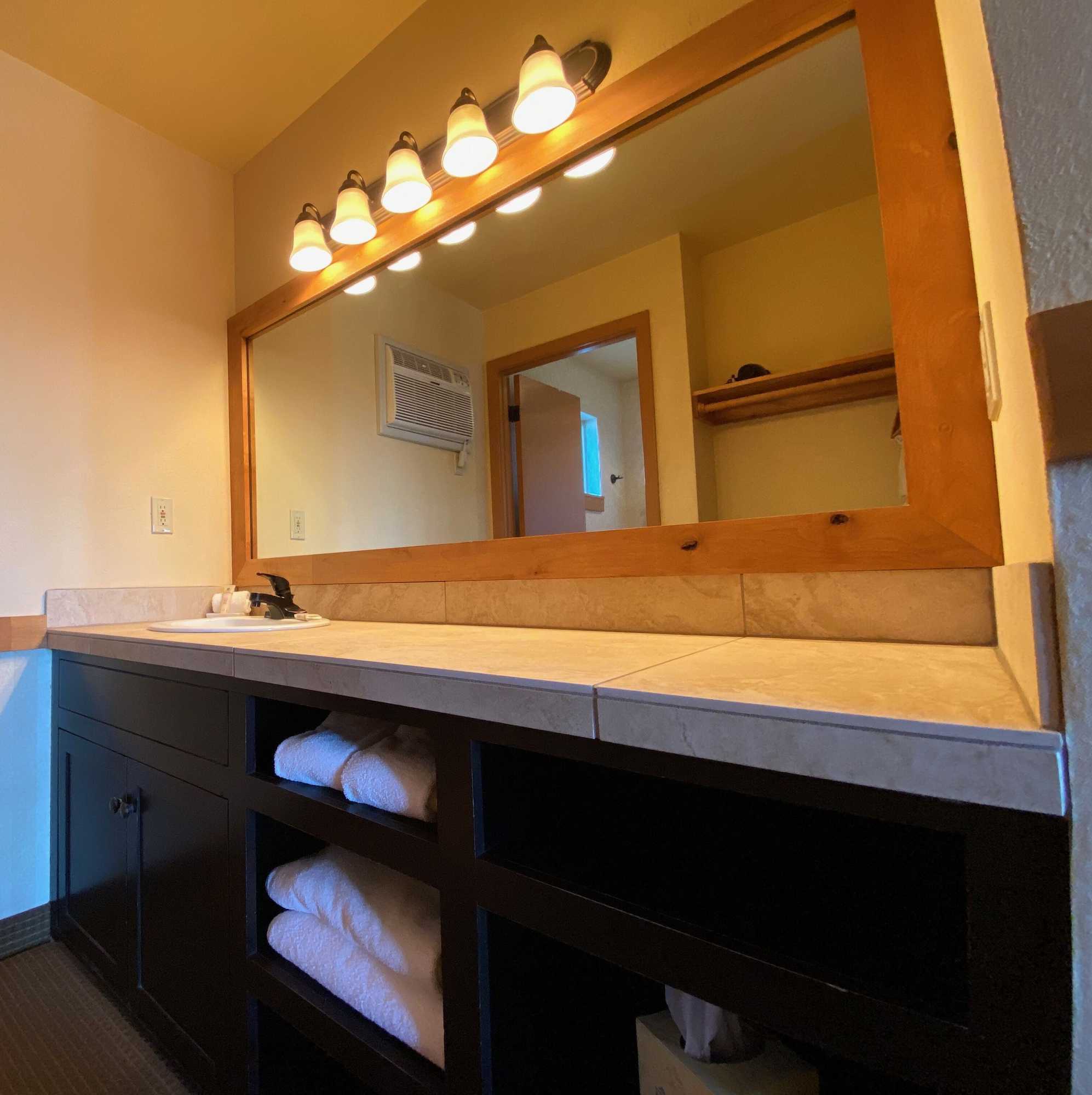 Gift card for Cousins Country Inn