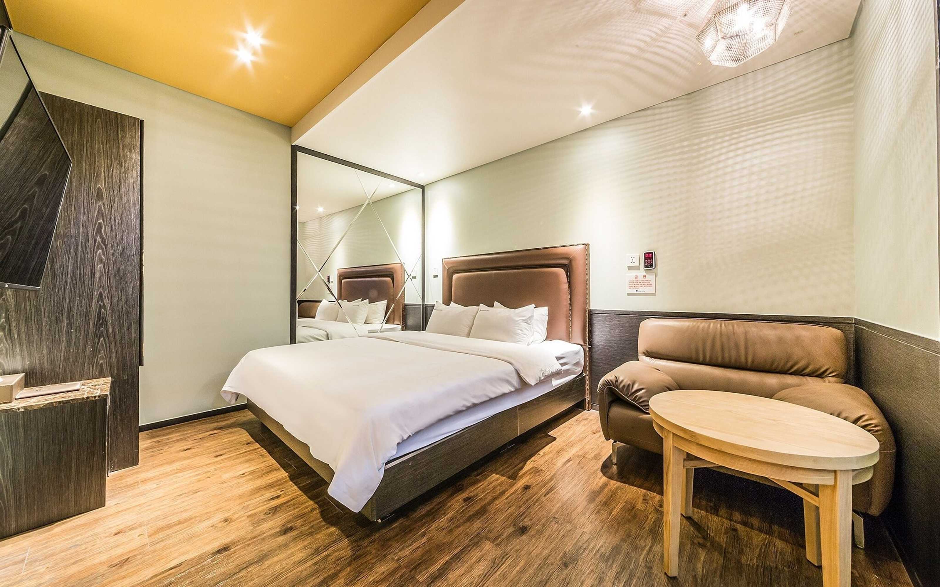 Gift card for Hotel Arisu