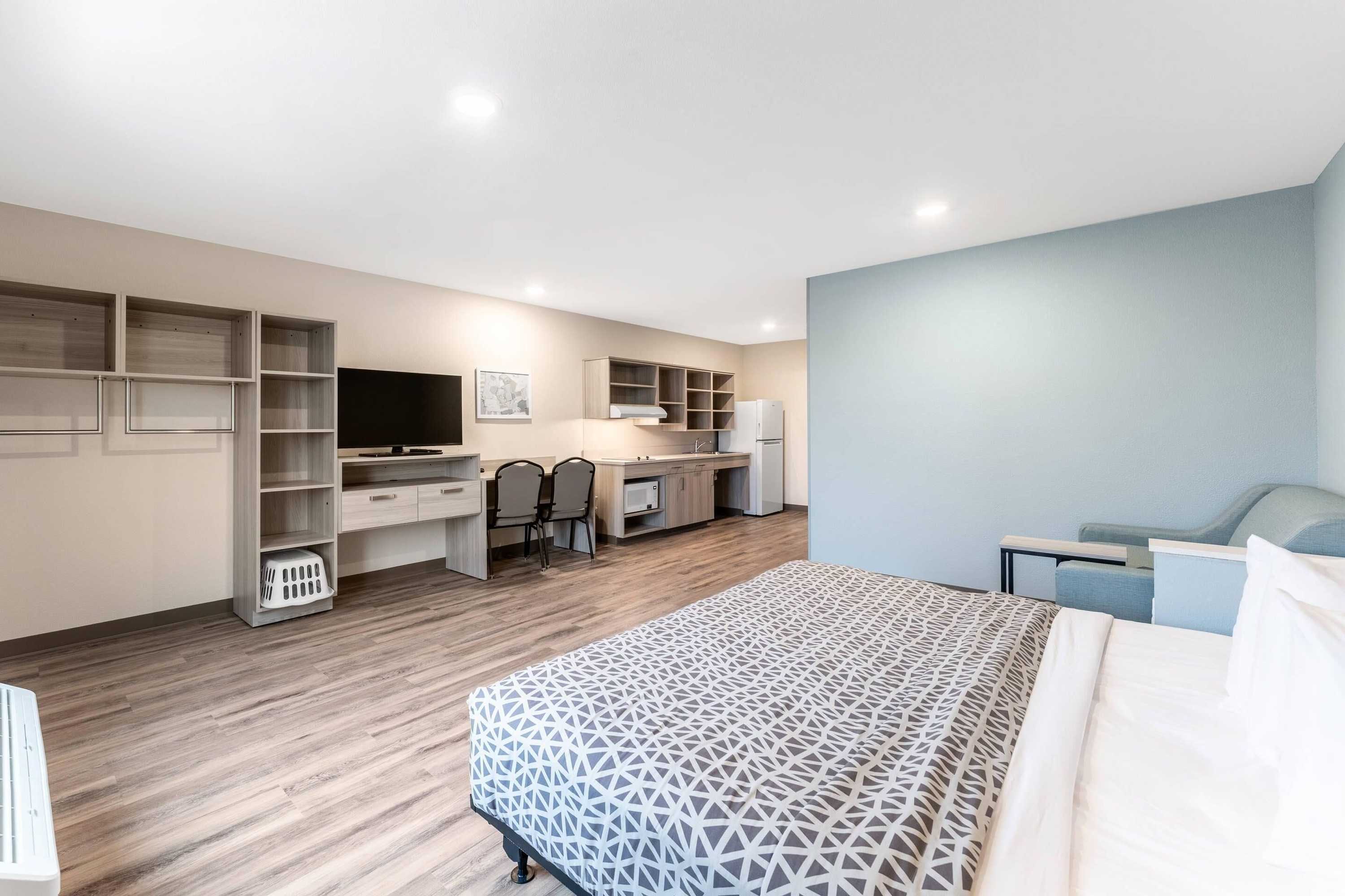 Gift card for Woodspring Suites Wilmington Riverfront