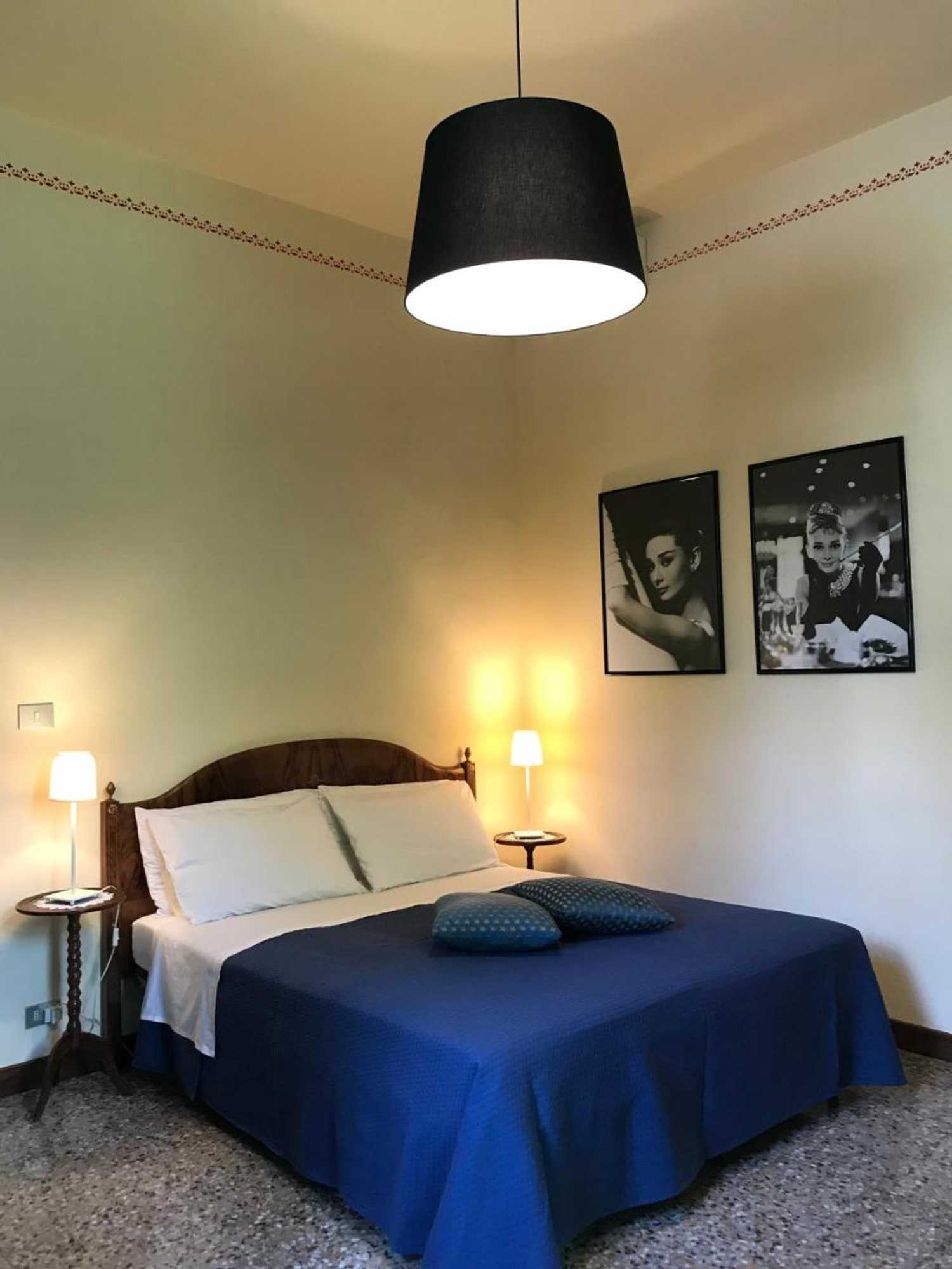 Gift card for LA Sosta Fuori Stazione Bed & Breakfast Gift card for LA Sosta Fuori Stazione Bed & Breakfast
