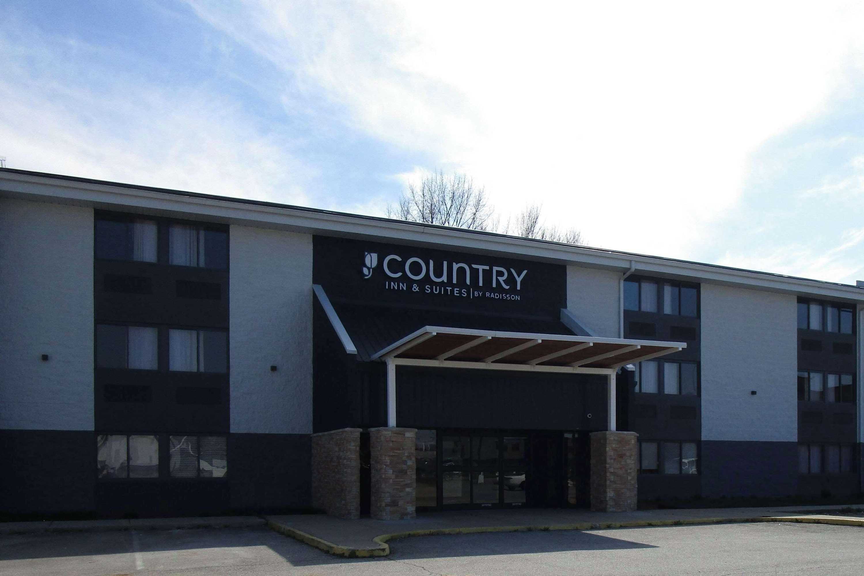 Gift card for Country Inn & Suites By Radisson, Dunbar - Charleston Gift card for Country Inn & Suites By Radisson, Dunbar - Charleston