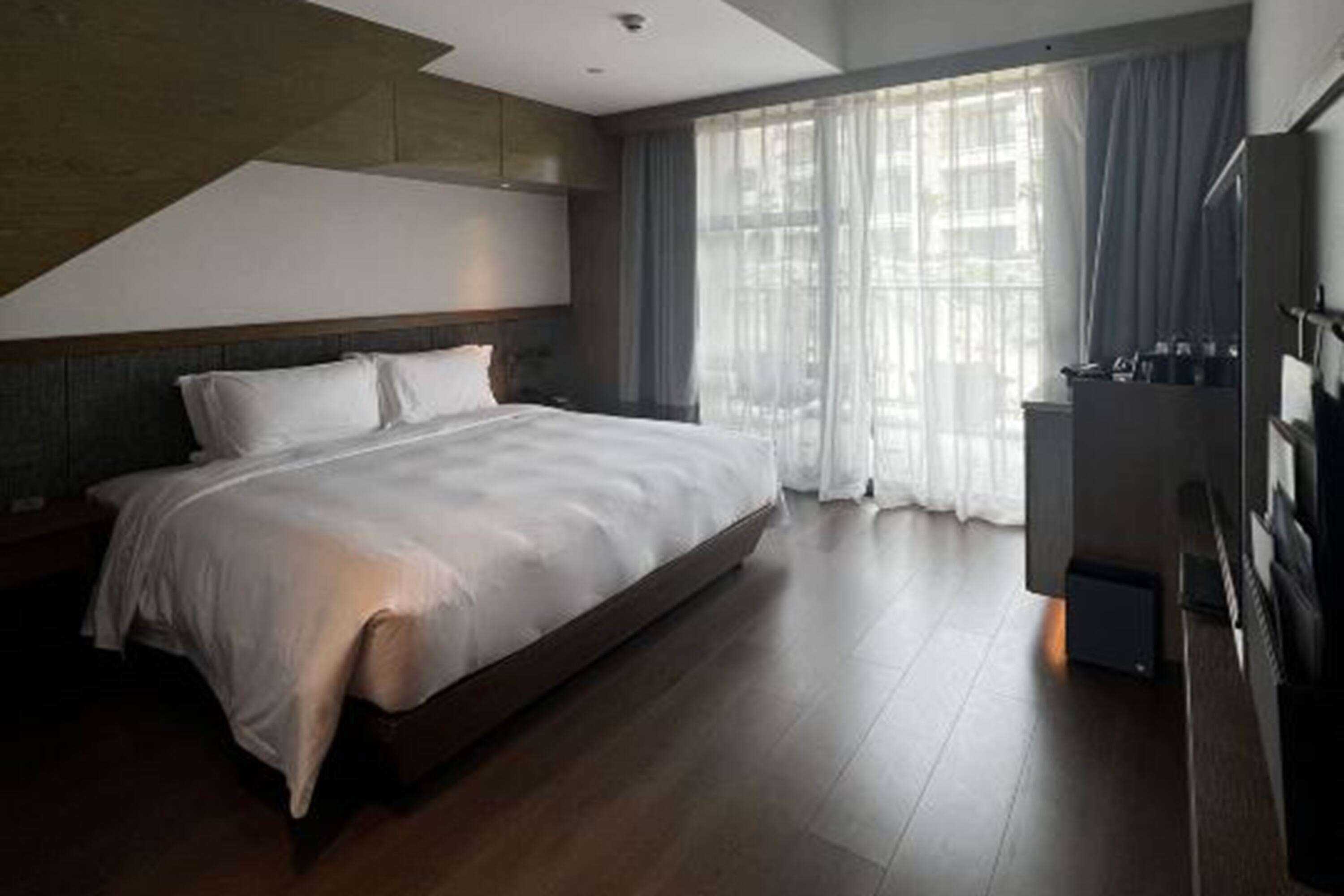 Gift card for Wyndham Fengqing Resort Gift card for Wyndham Fengqing Resort